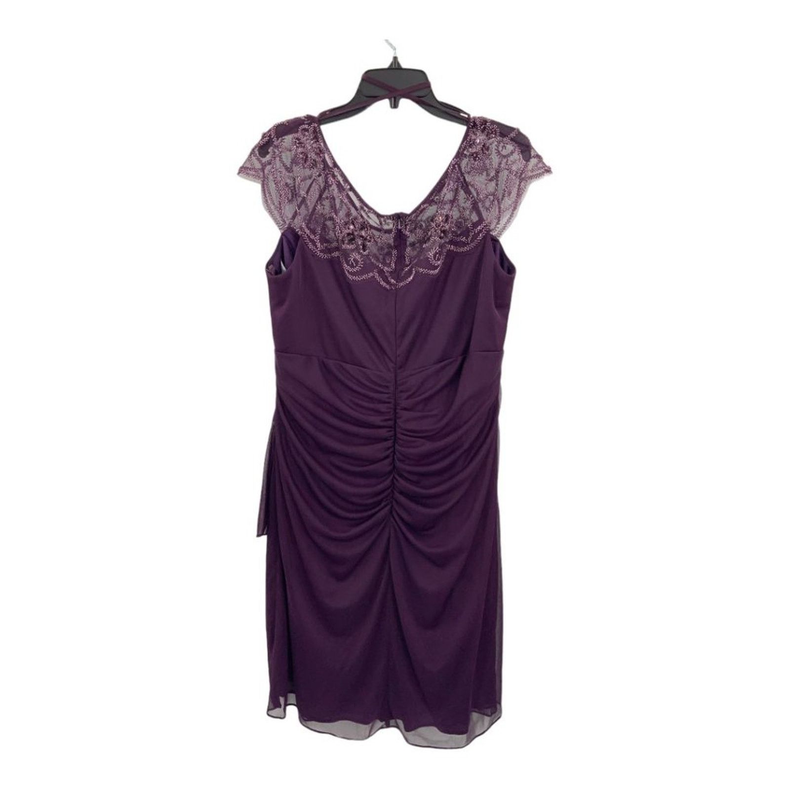 knee length red velvet dress BABARONI Long Sleeves Plunging V-Neck Velvet Dress With Slit Red, Red / US0 main image 0
