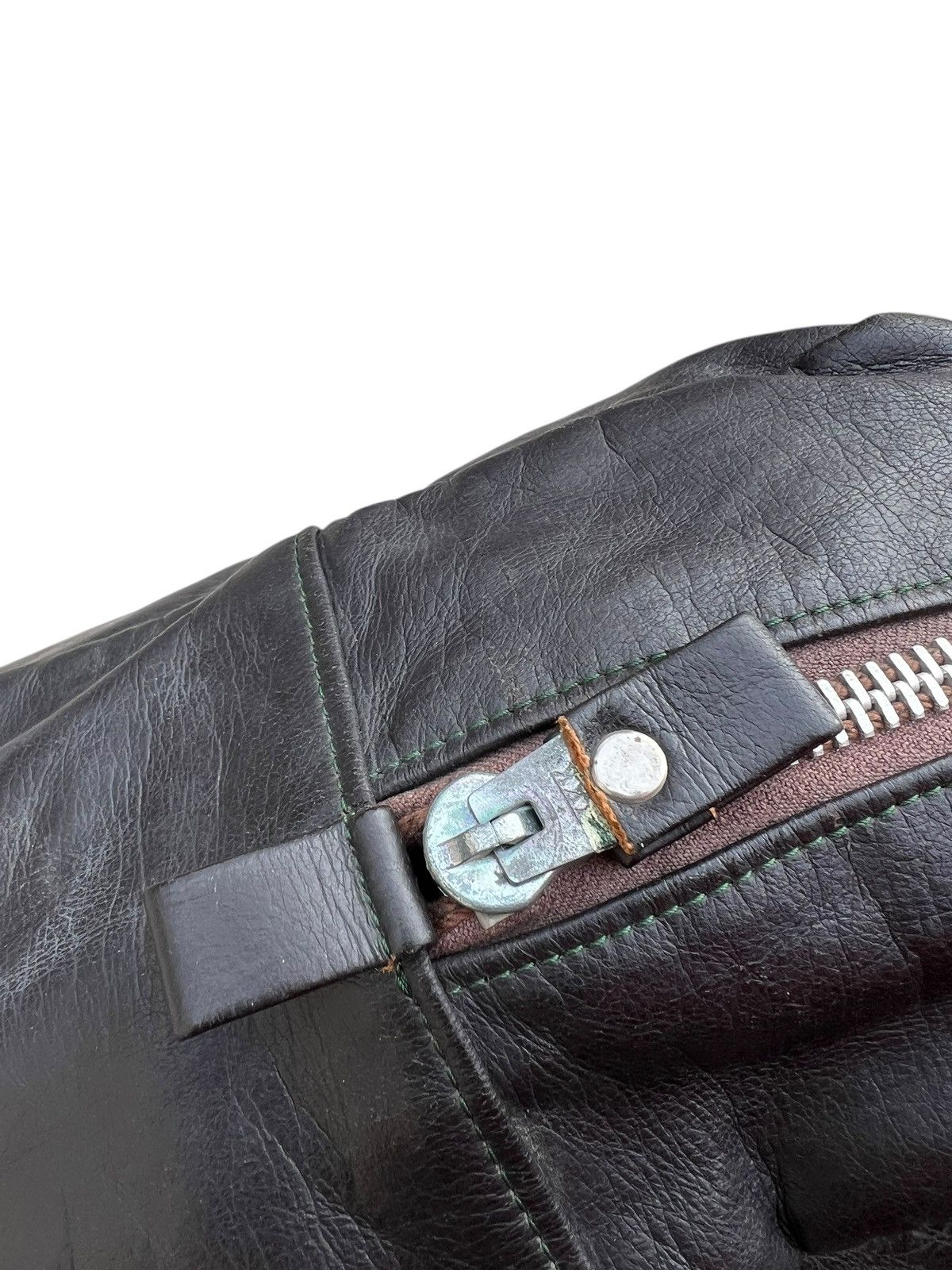Leather RARE!! Vintage 40s HONOUR Japan Patina Black Leather Bag Size ONE SIZE - 19 Thumbnail