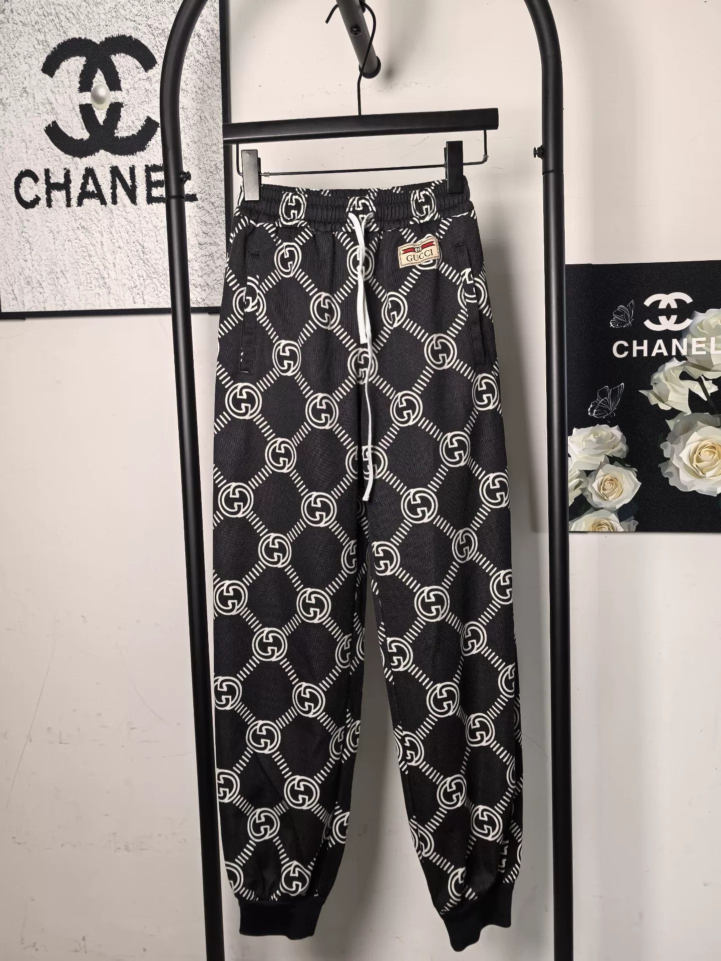 Gucci Gucci Printed Sports Pants Original Authentic Size US 31 - 1 Thumbnail