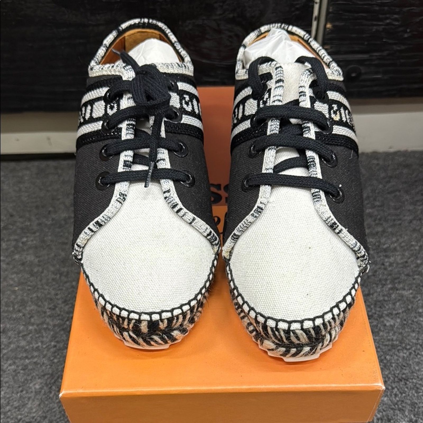 Missoni NWT Missoni Men's Black White Lace Up Sneaker Shoes 36 US 6 Size US 6 / IT 36 - 1 Thumbnail