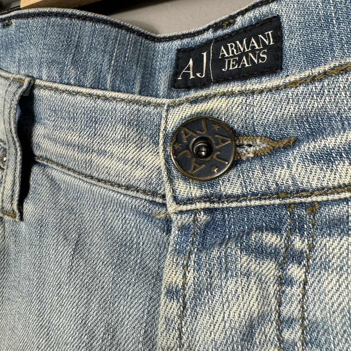 Armani Vintage Armani Jeans AJ Shorts Size US 33 - 10 Thumbnail