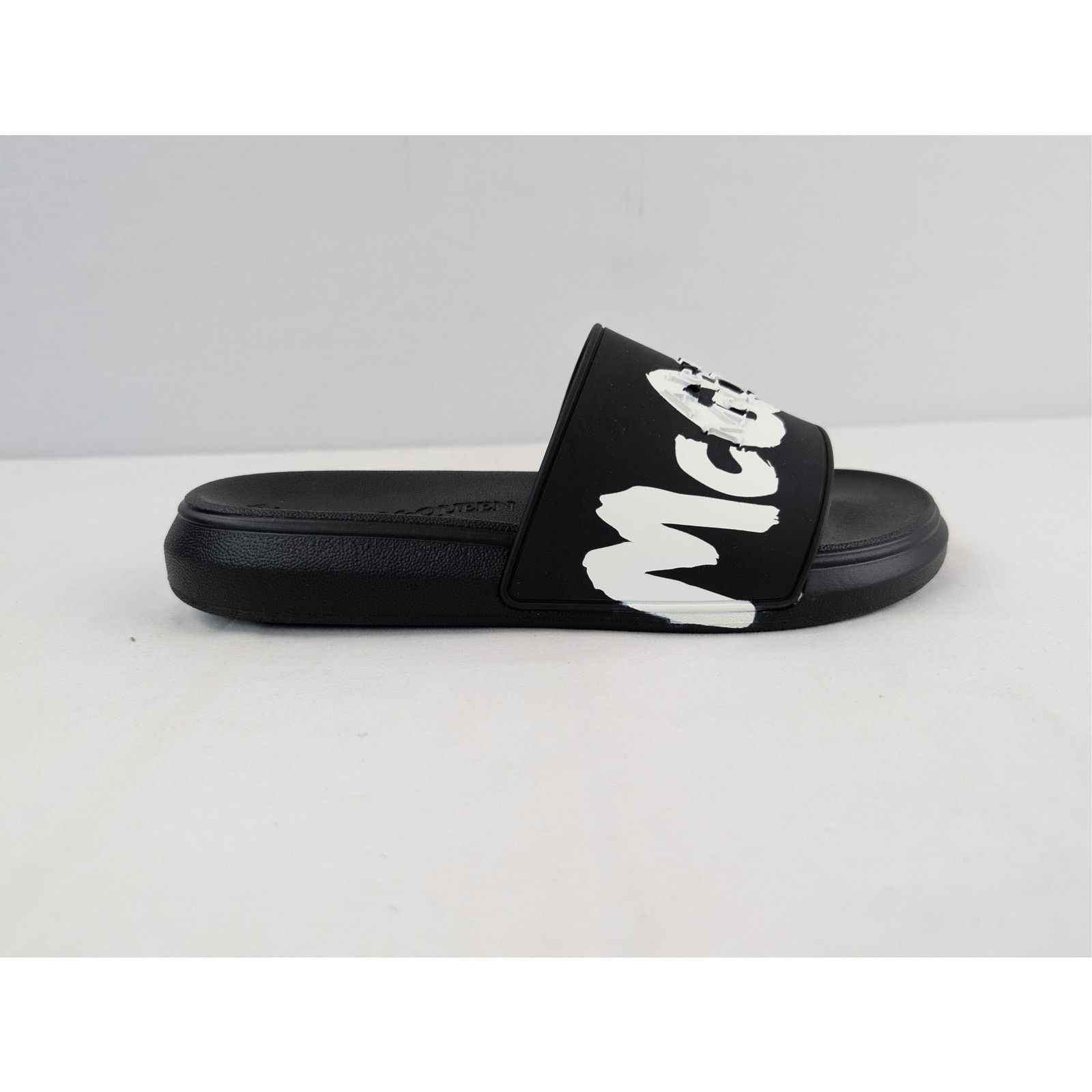 Alexander McQueen o1rshd1 Sandal Rubber Slider Logo Slippers in Black 45 Size US 12 / EU 45 - 4 Thumbnail