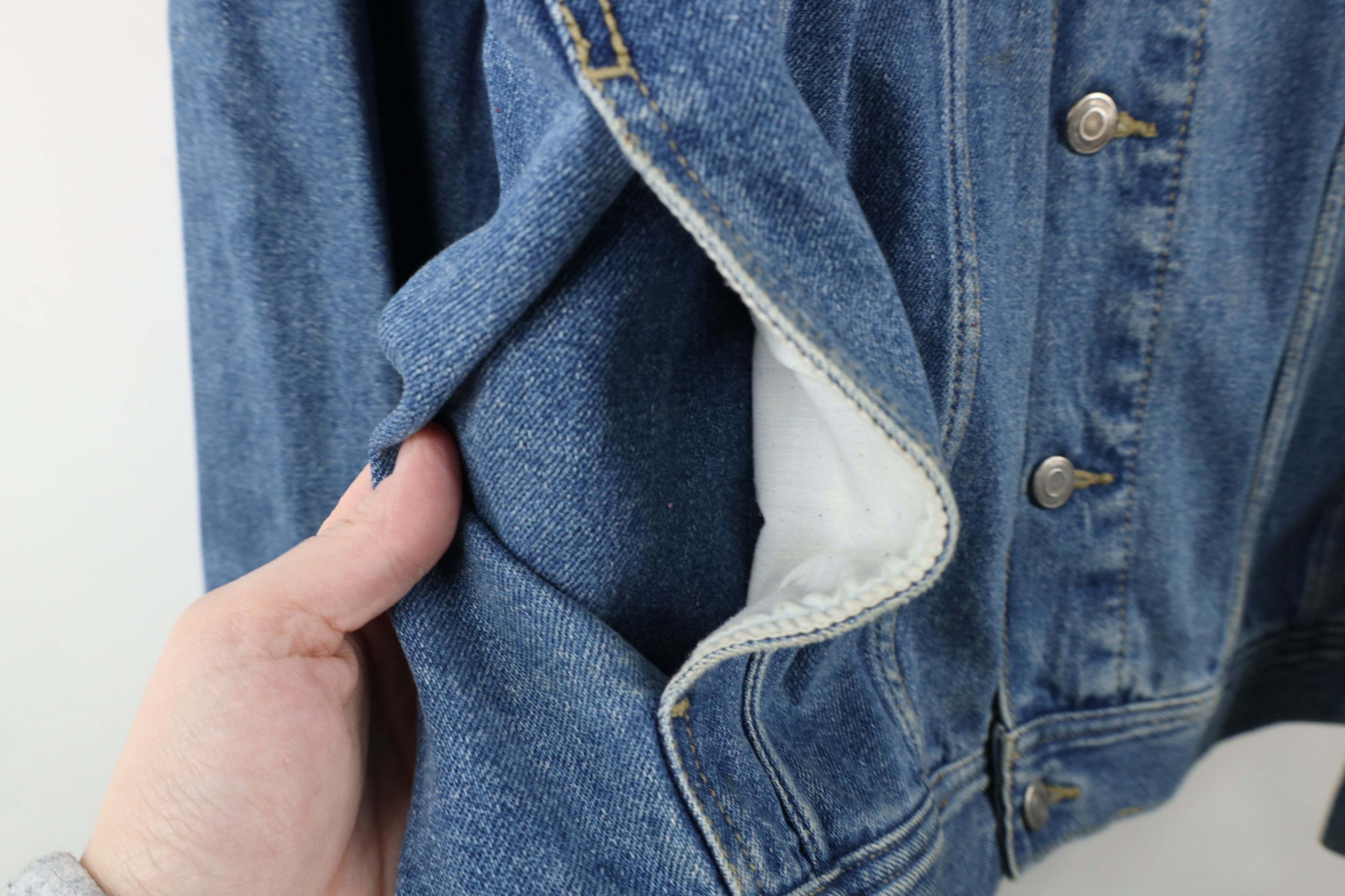 Vintage Vintage 90s Streetwear Denim Jean Trucker Jacket Blue Size US M / EU 48-50 / 2 - 8 Thumbnail