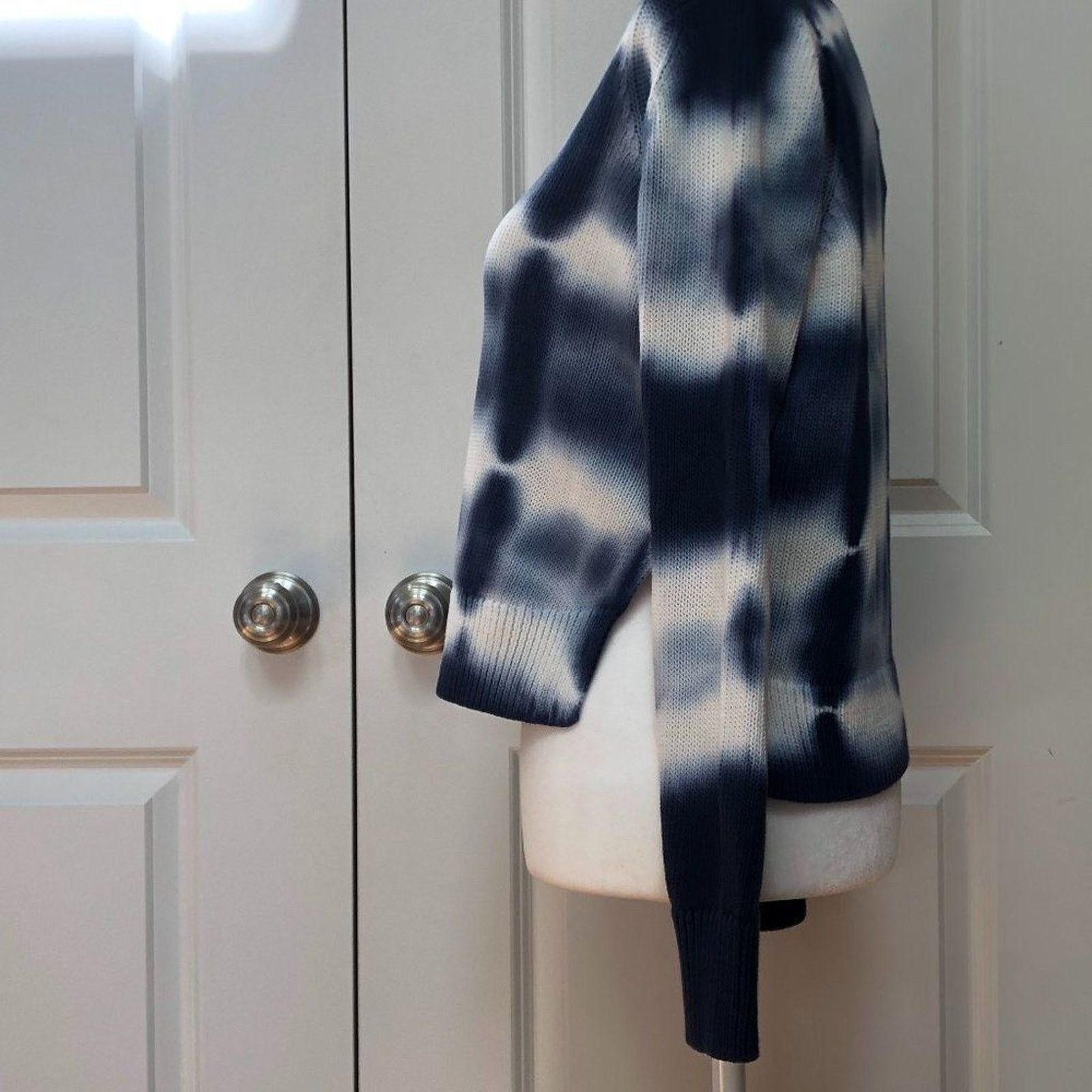 360Cashmere Tie-Dye Print Pullover Sweater from 360 Cashmere Size XS / US 0-2 / IT 36-38 - 3 Thumbnail
