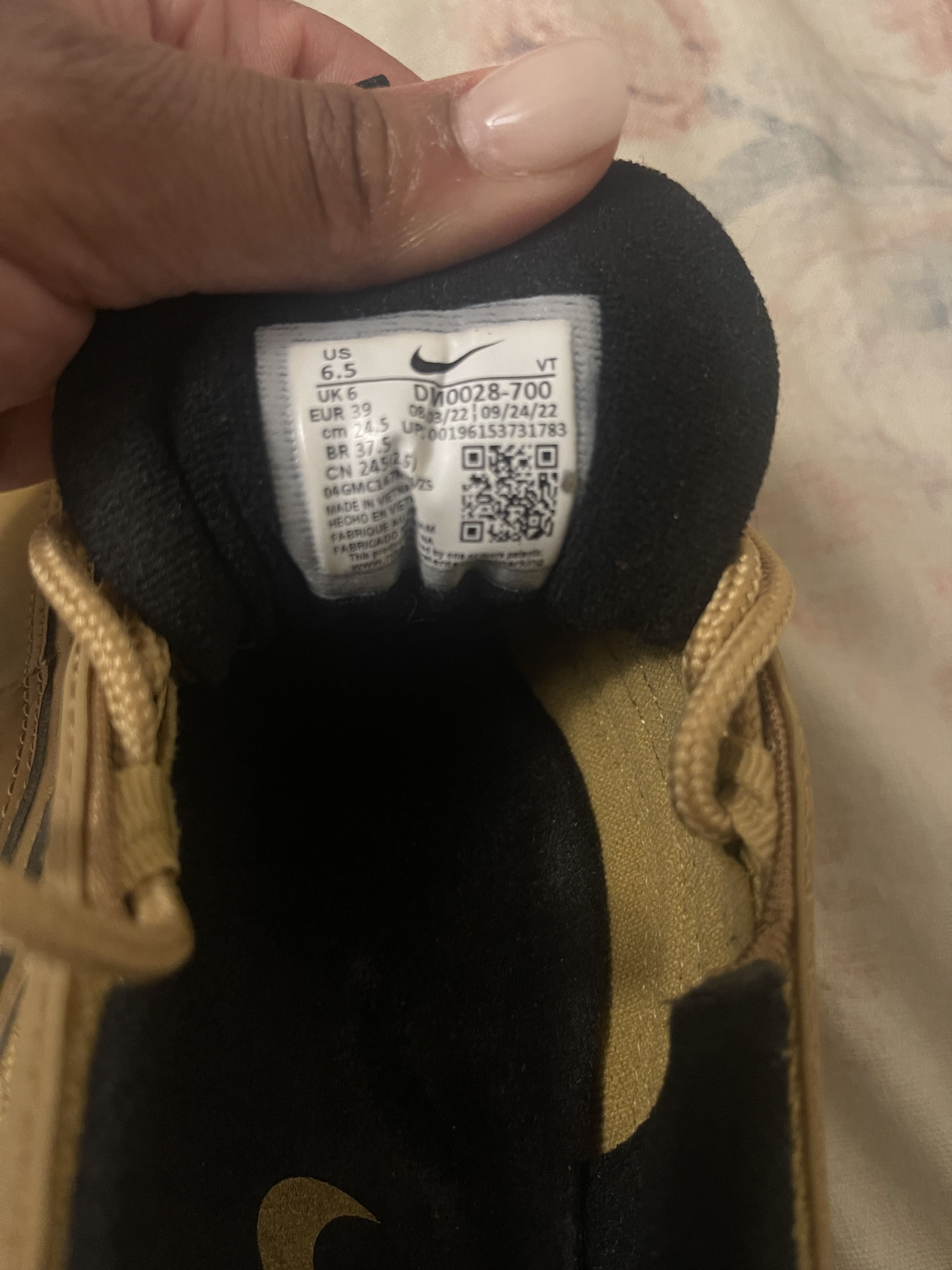 Nike Nike Airmax 97 OG Metallic Gold & Red Size US 6.5 / EU 39-40 - 5 Thumbnail