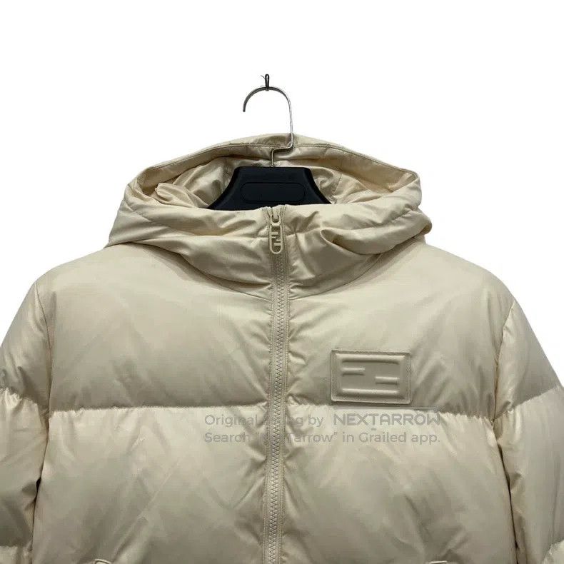 Fendi Fendi Beige hooded down jacket Size M / US 6-8 / IT 42-44 - 2 Thumbnail