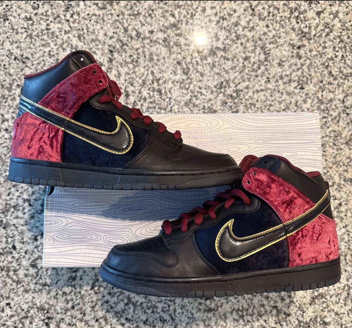 Nike Streetwear 2007 Nike SB Dunk High Bloody Sunday Grailed