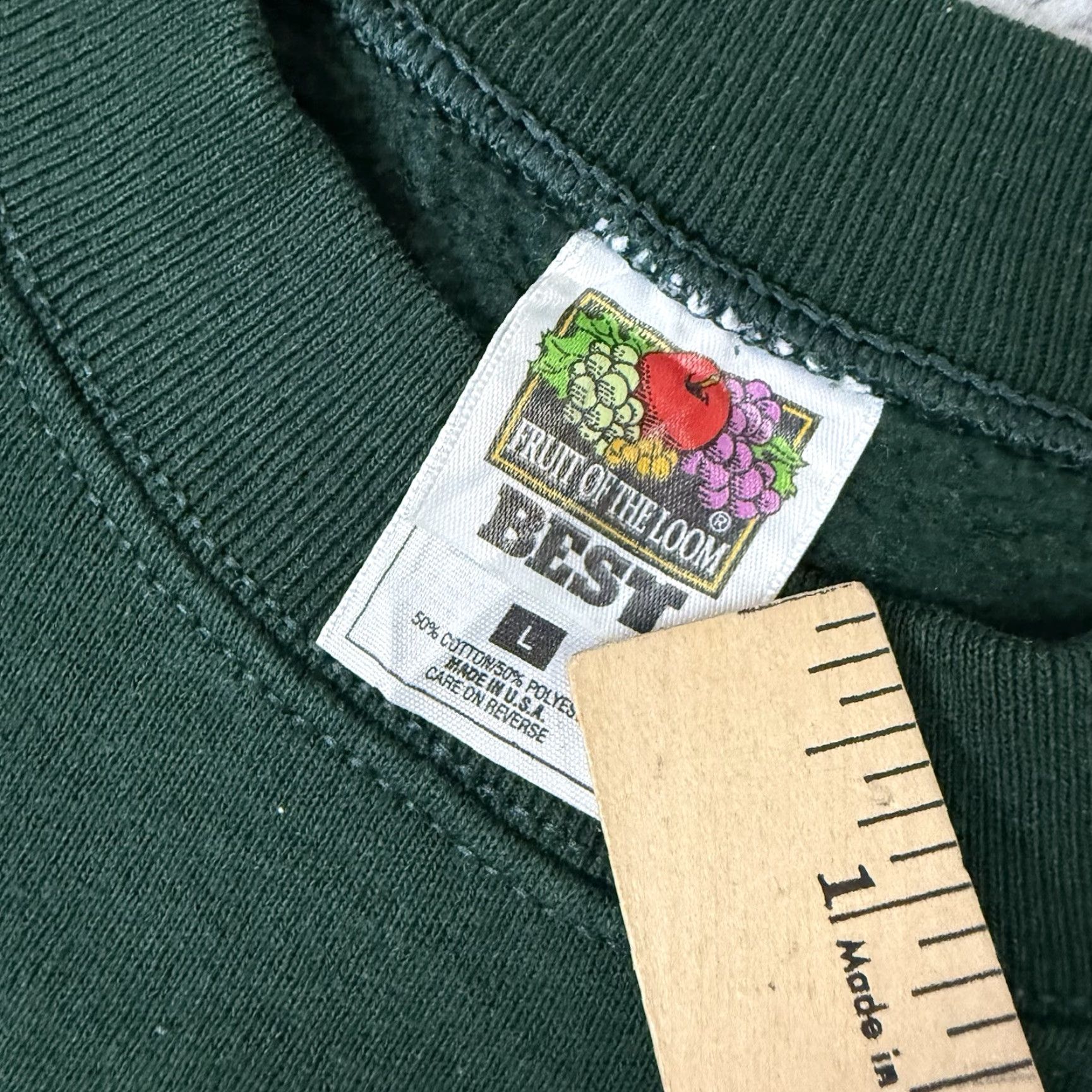 Fruit Of The Loom VINTAGE Fruit of the Loom Sweatshirt Unisex Adults L Green Embroidered NYC 80s 90s USA Size US L / EU 52-54 / 3 - 4 Thumbnail