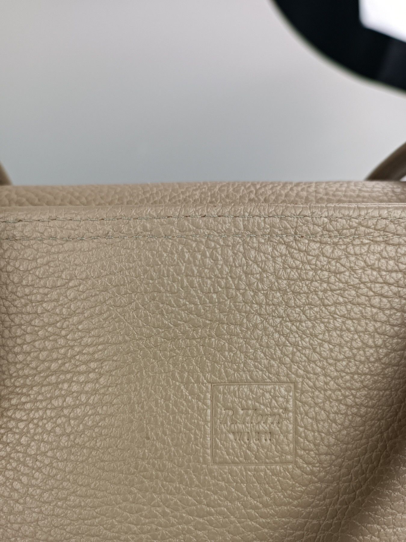 Genuine Leather R.Horn Wien Women's Beige Leather Shoulder Bag Size ONE SIZE - 4 Thumbnail