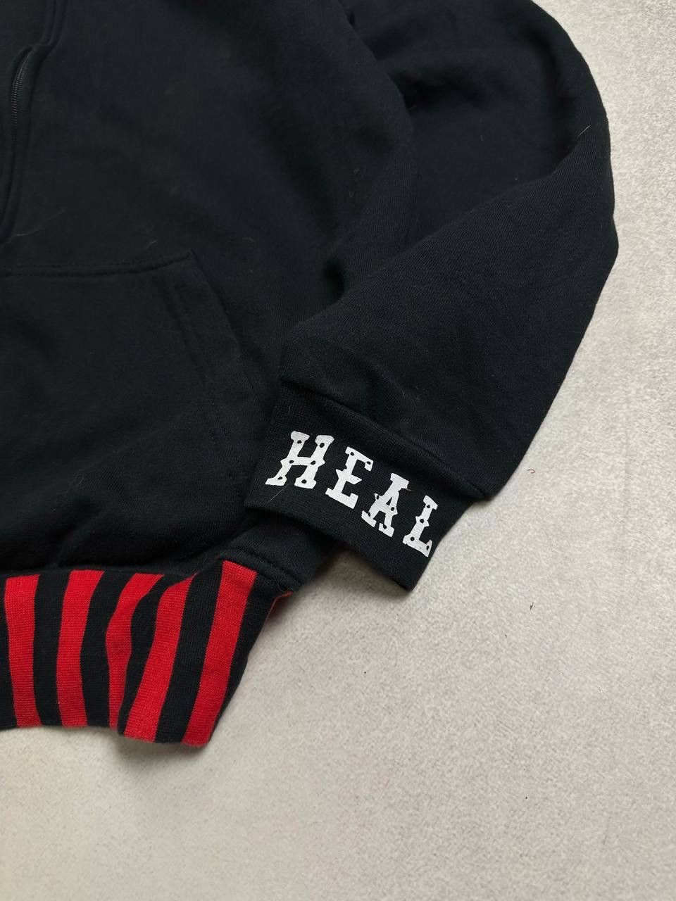 WWE Vintage WWE Wrestling Kevin Hart Mask Zip Hoodie Rare M Size US M / EU 48-50 / 2 - 5 Thumbnail