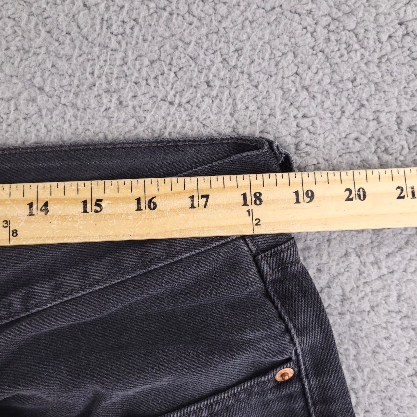 Levi's Levi's Jeans Mens 36x35 Black Denim Straight 550 Cotton Relaxed Regular Inseam 35 Levi’s 550 Mens Jeans Black Denim Straight 550 Cotton Size US 36 / EU 52 - 7 Thumbnail