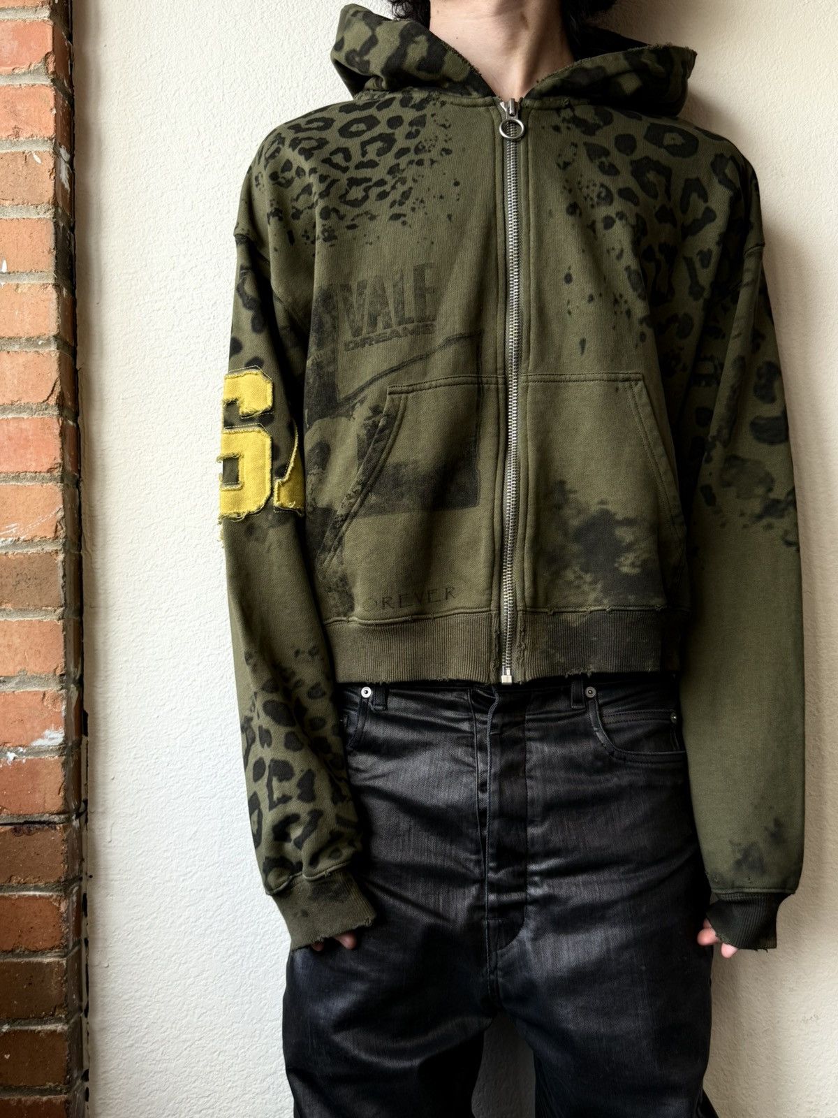 Pre-owned Vale Leopard Print Usa Zip Up In Multi