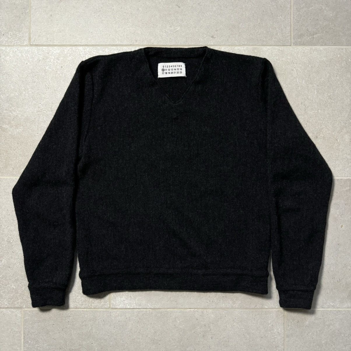 Maison Margiela 2002 Martin Margiela Cropped Wool Knit Sweater Size US M / EU 48-50 / 2 - 1 Thumbnail