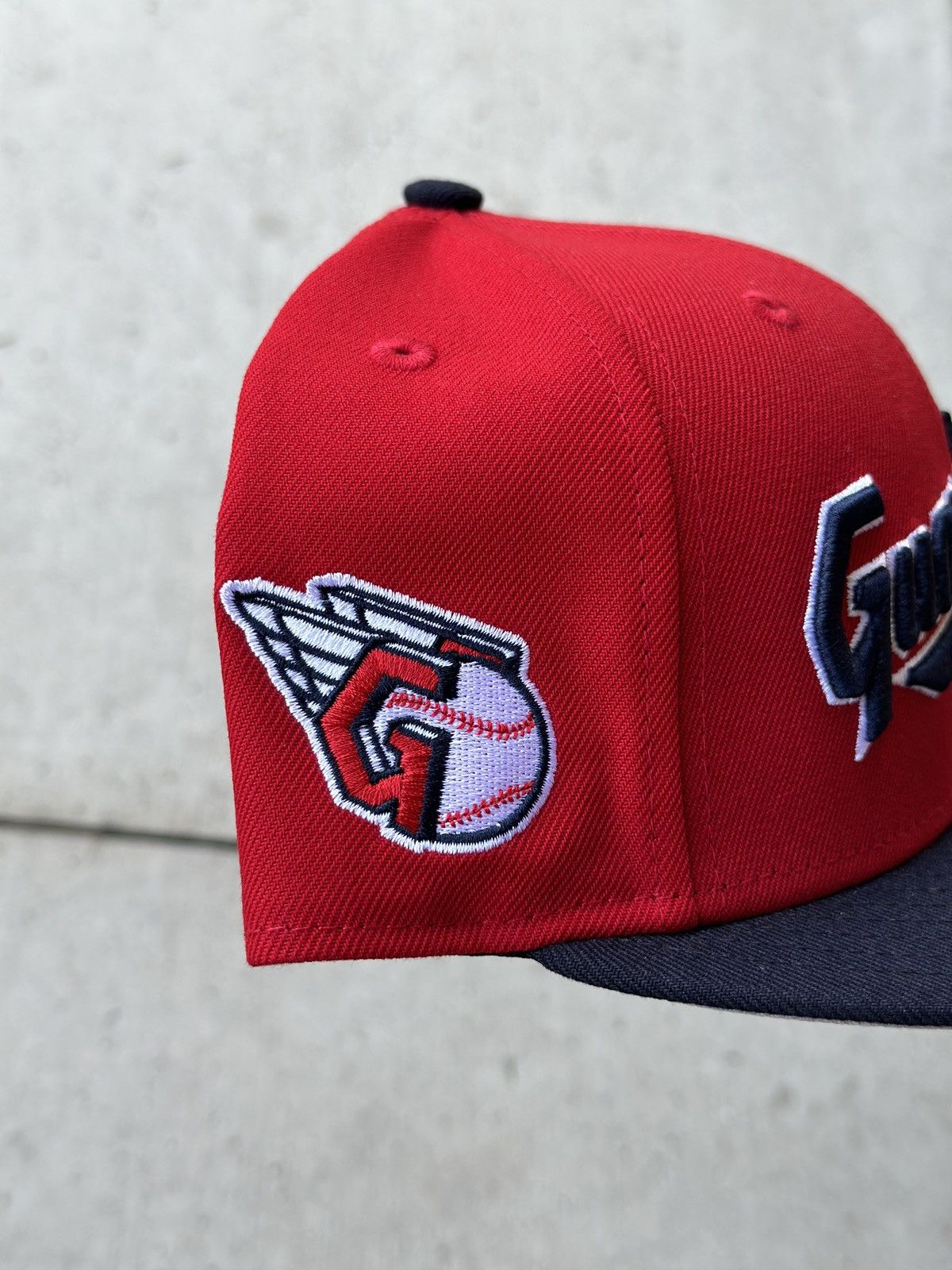 Hat Club × MLB × New Era Cleveland Guardians Jersey Script Two Tone Fitted Hat 7 1/4 Size ONE SIZE - 2 Thumbnail