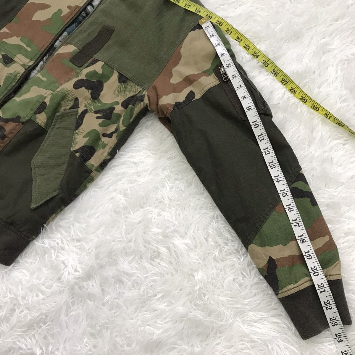 Japanese Brand Rosebud Couples Reversible Bomber Jacket (brokenzip) Size US M / EU 48-50 / 2 - 15 Thumbnail