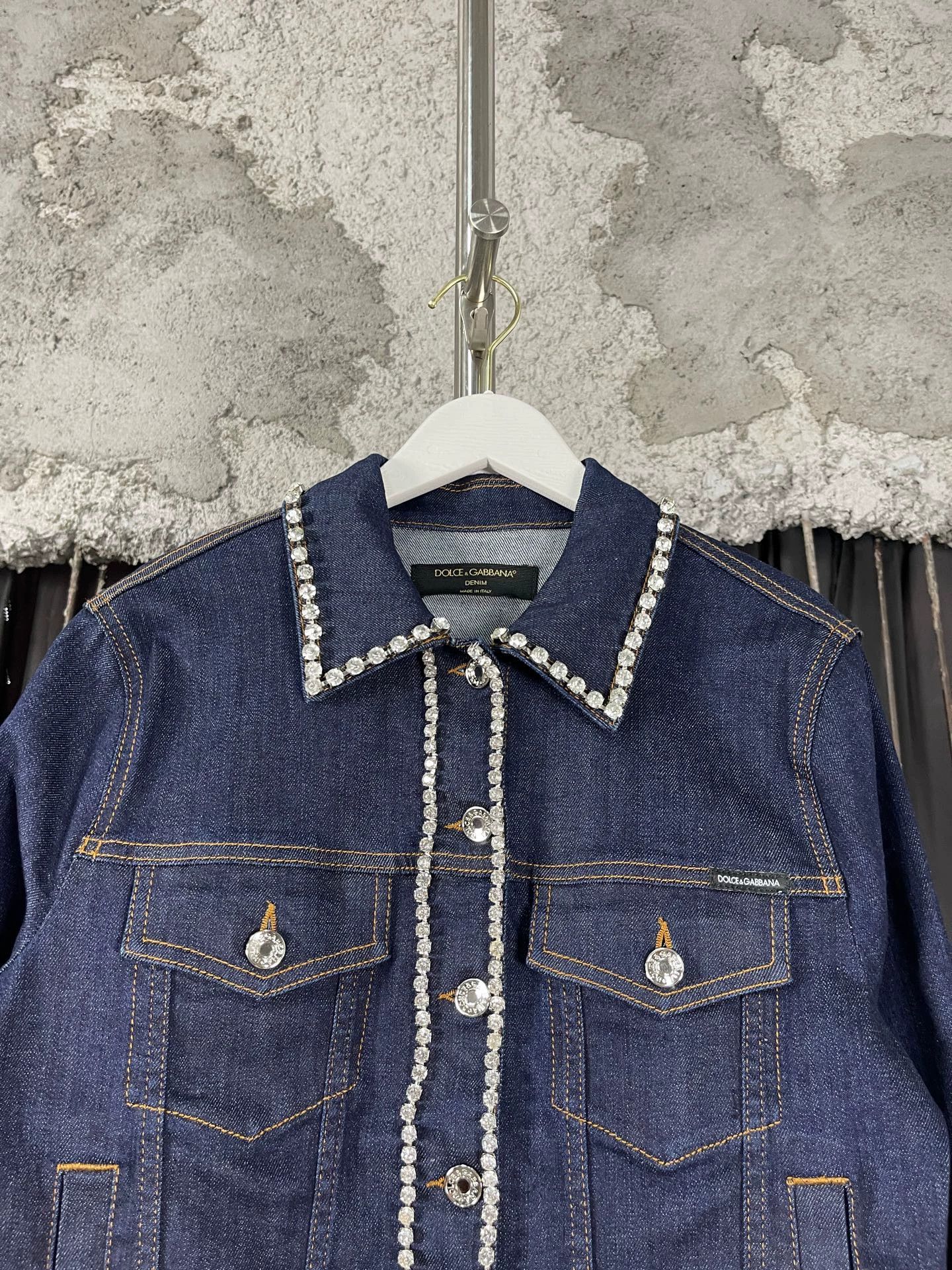 Dolce & Gabbana DG Crystal-Embellished Denim Jacket Women's Size XS / US 0-2 / IT 36-38 - 3 Thumbnail