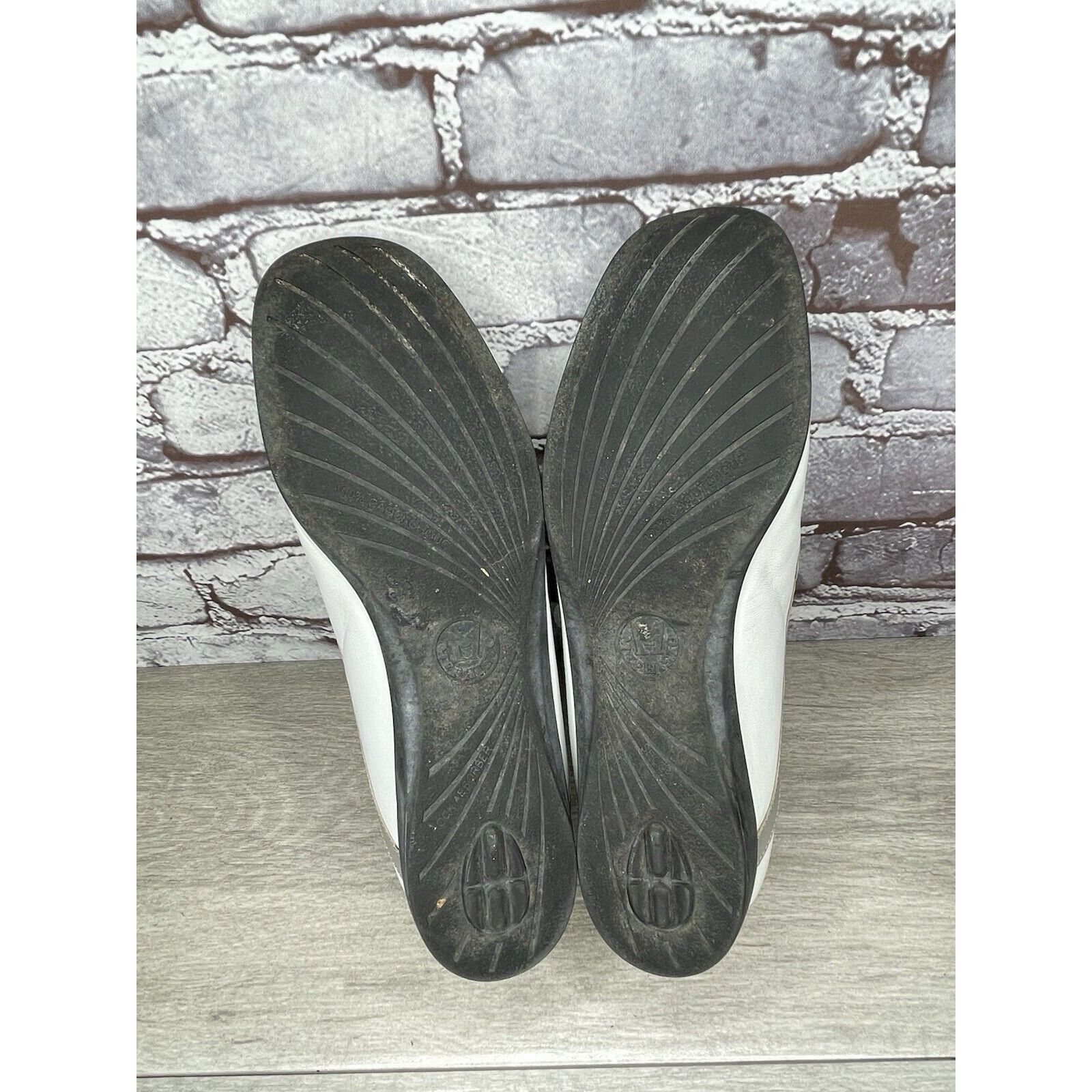 Mephisto Mephisto Cool Air White Leather Strap Driving Loafers Shoes Size US 10 / IT 40 - 14 Thumbnail