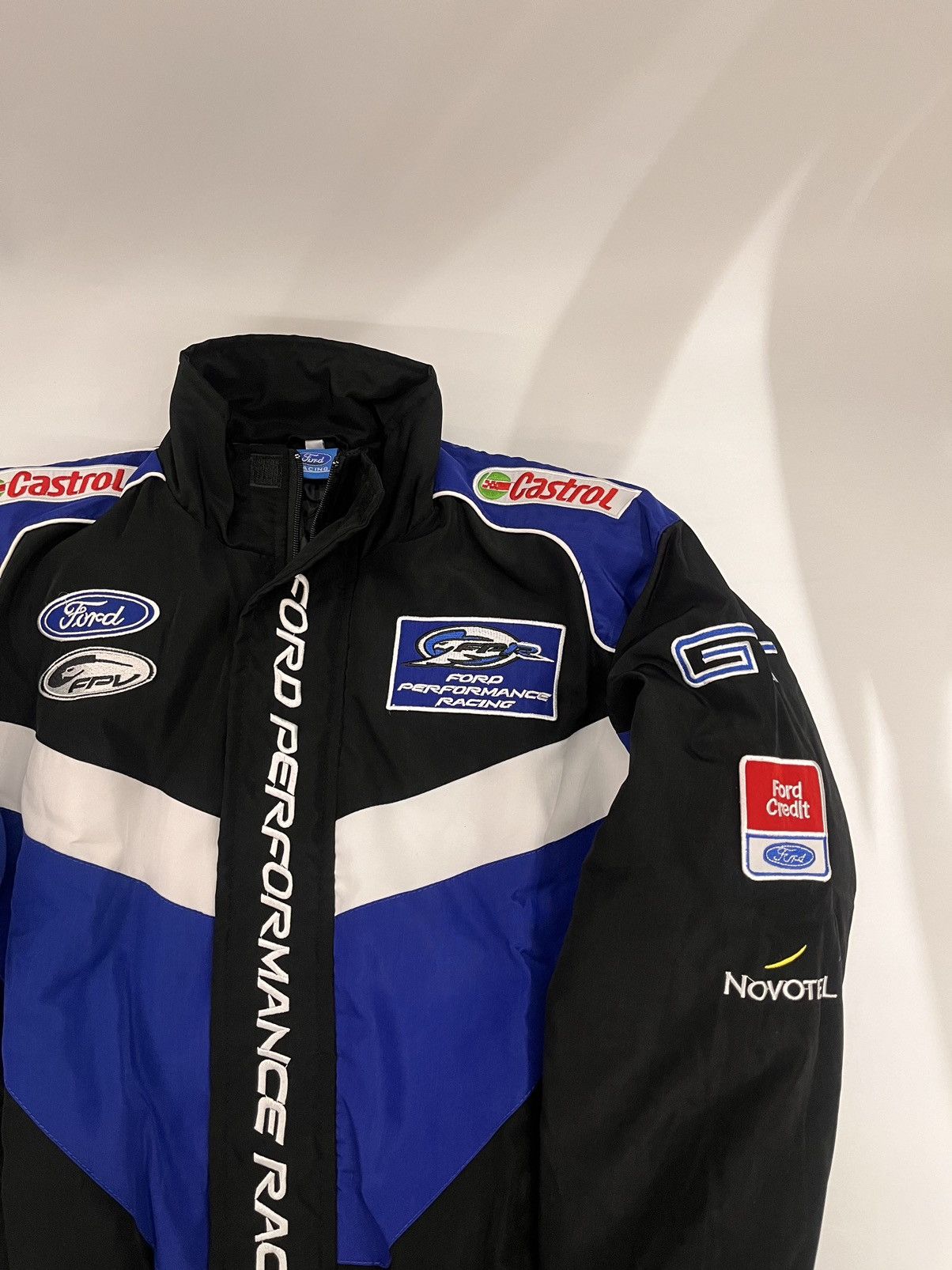NASCAR Brand new Navy/Blue Ford racing F1 embroidered jacket Size US M / EU 48-50 / 2 - 3 Thumbnail