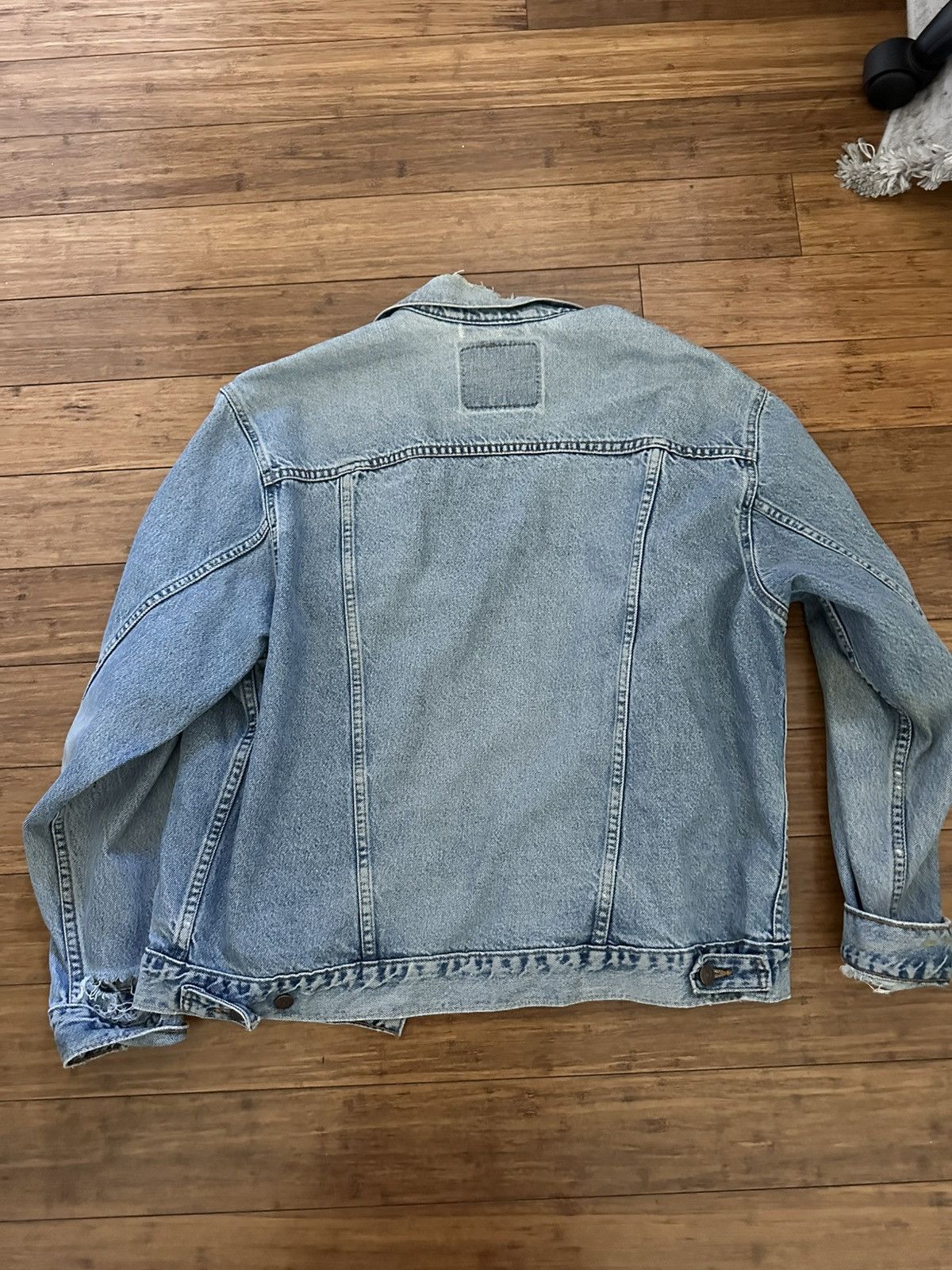 Levi's Vintage Light Wash Denim Jacket Size US M / EU 48-50 / 2 - 6 Thumbnail