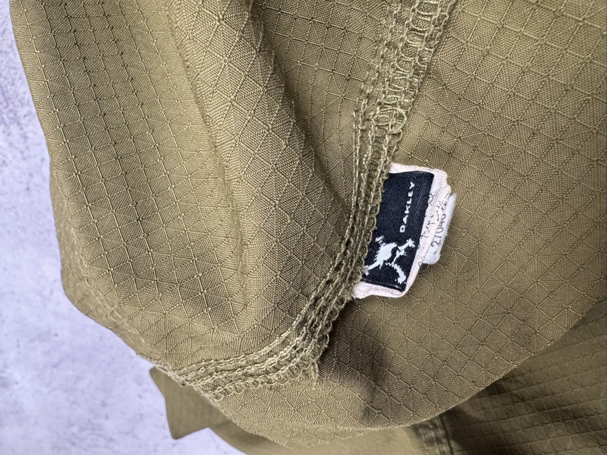 Oakley Vintage Oakley Shorts Big Logo Swimwear Surfing Style Y2K Size US 34 / EU 50 - 8 Thumbnail
