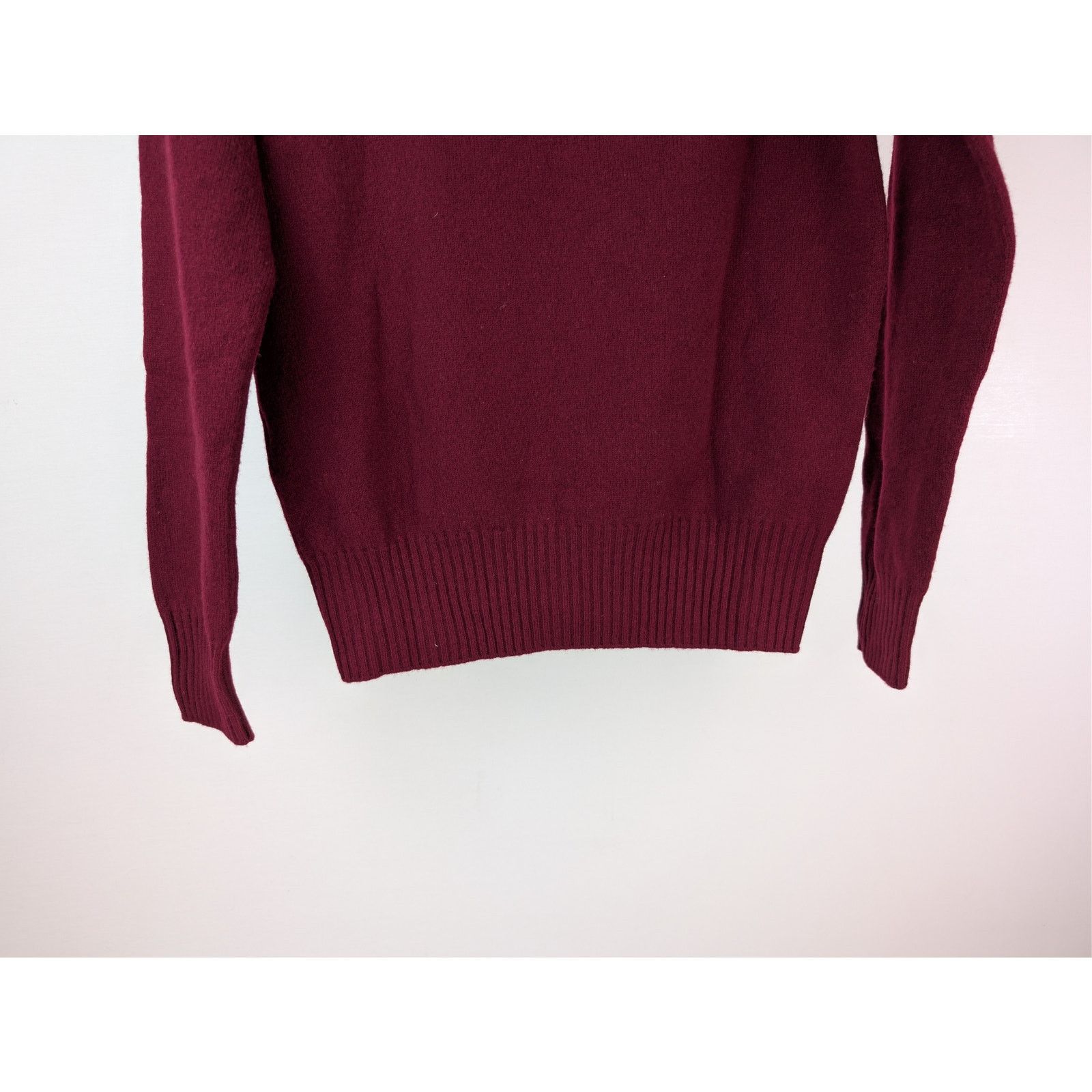 Tom Ford o1rshd1 CC20 Crewneck Sweater in Burgundy Size US M / EU 48-50 / 2 - 12 Thumbnail