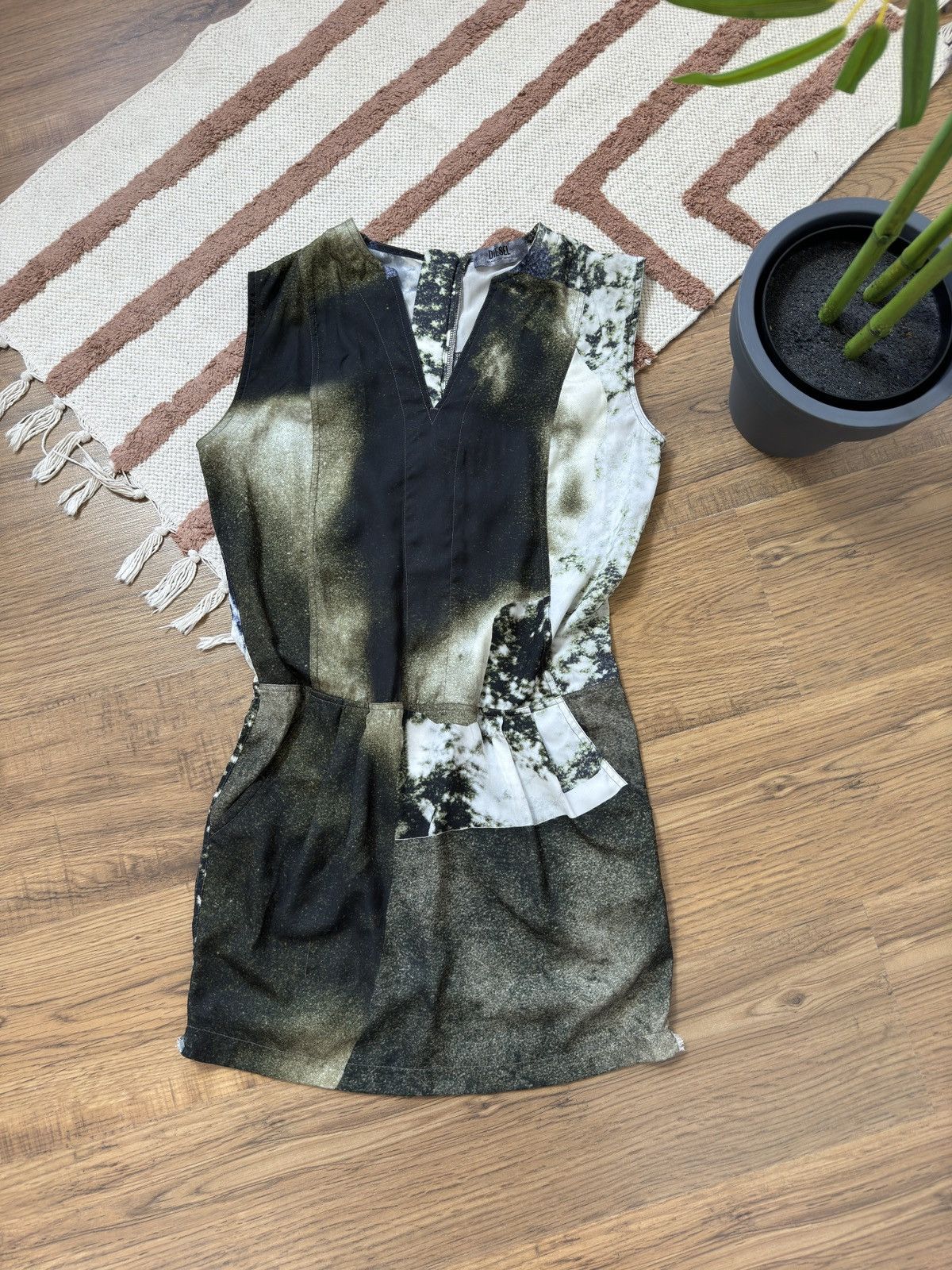 Diesel DIESEL 2000s STYLE AVANT GARDE MINI DRESS Size S / US 4 / IT 40 - 3 Thumbnail
