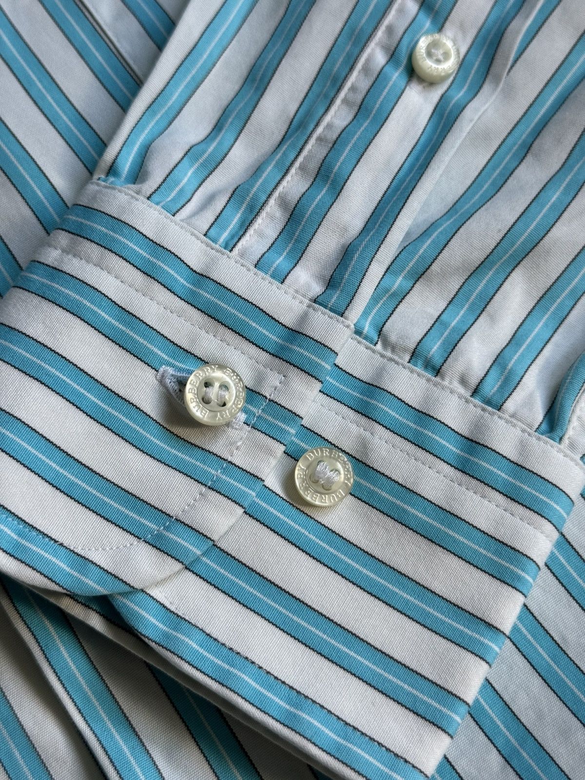 Burberry Vintage Burberry Stripped Button Up Shirt Size US S / EU 44-46 / 1 - 10 Thumbnail