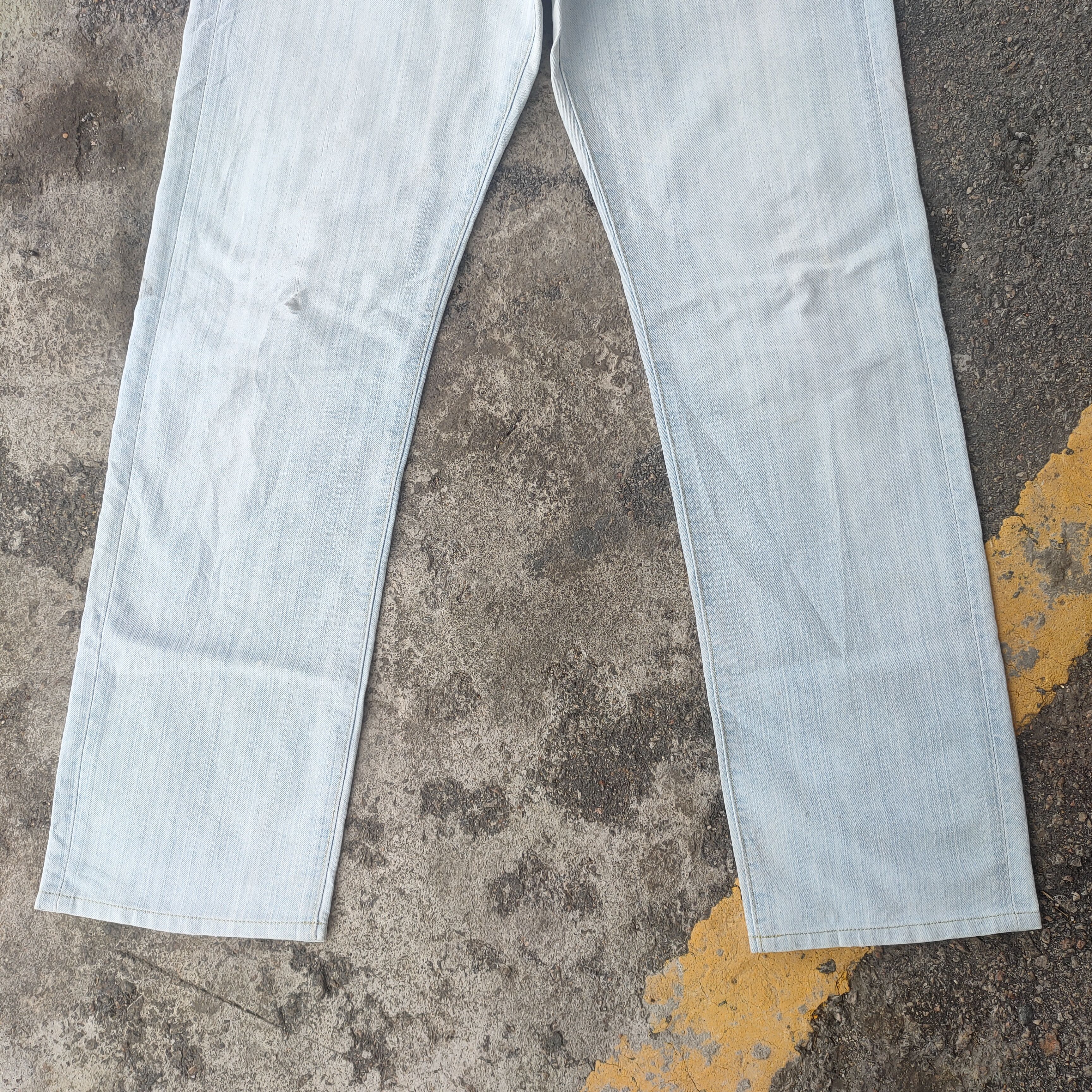 Japanese Brand VINTAGE JAPANESE S002 FADED LIGHT WASH JEANS DENIM PANTS Size US 34 / EU 50 - 4 Thumbnail