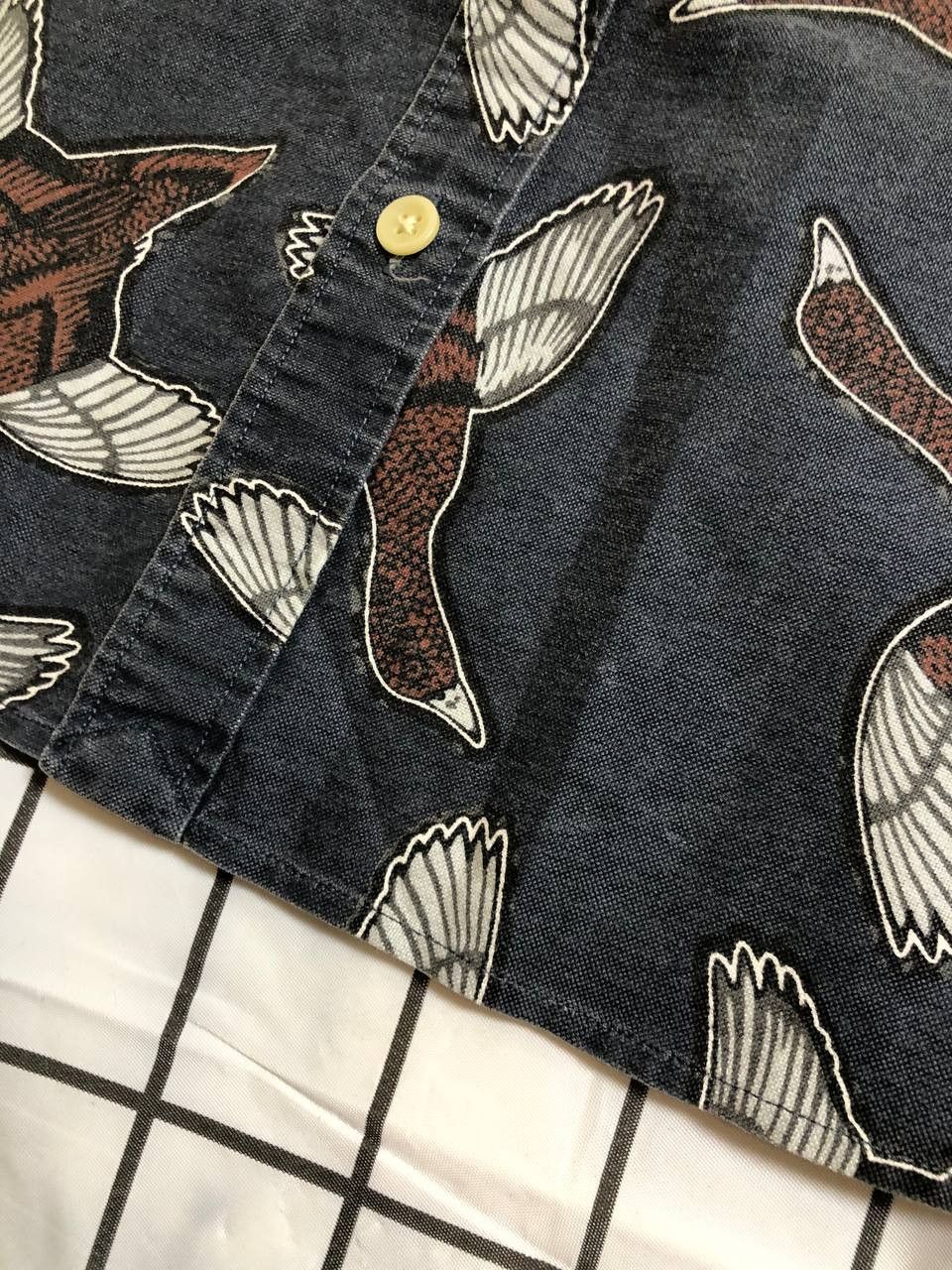 Allsaints Vintage Allsaints Bird Print Slim Fit Button Up Shirt XS Size US XS / EU 42 / 0 - 5 Thumbnail