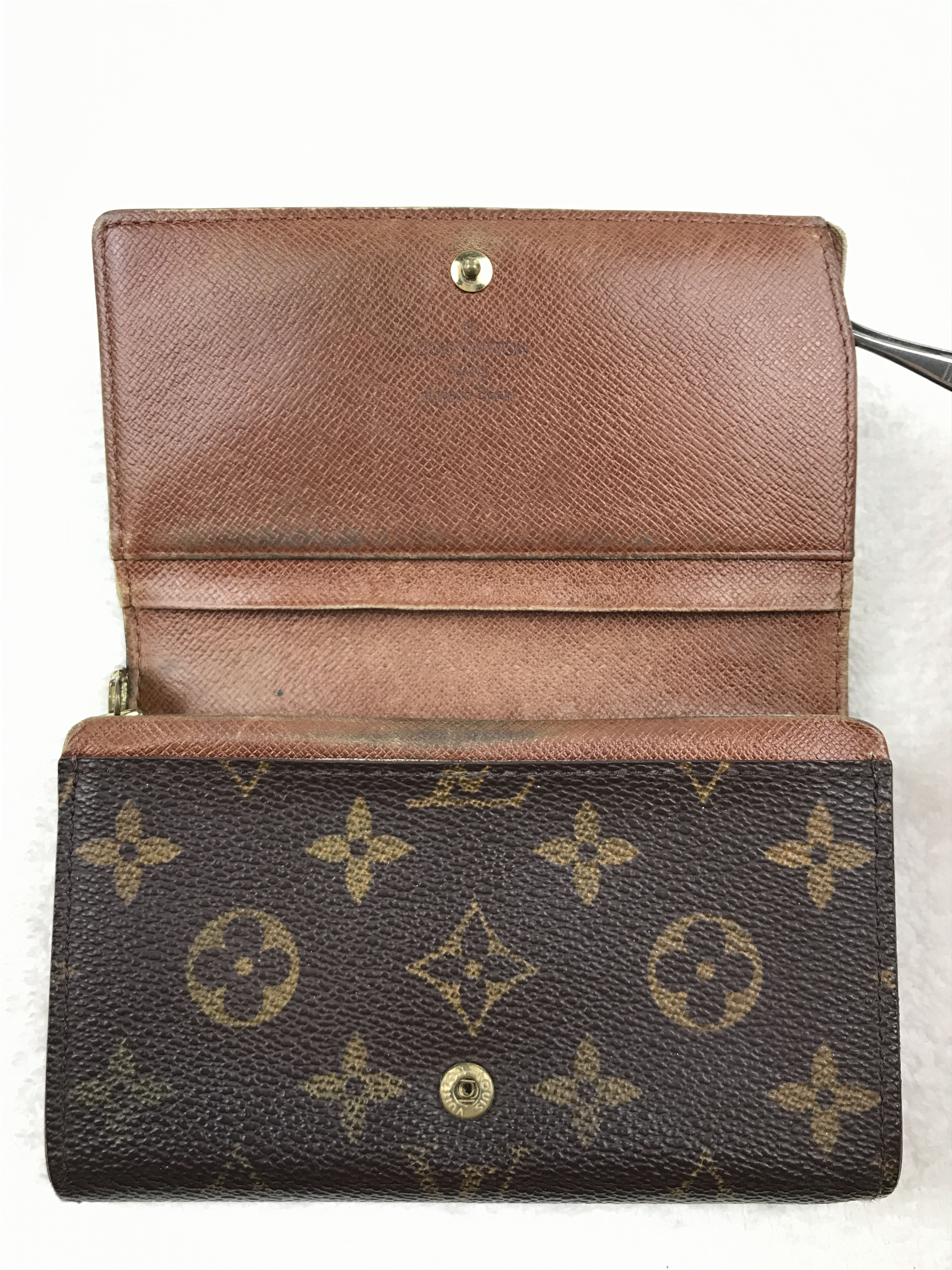 Louis Vuitton Vintage Louis Vuitton Monogram Porte Monnaie Billets Tresor Size ONE SIZE - 6 Thumbnail