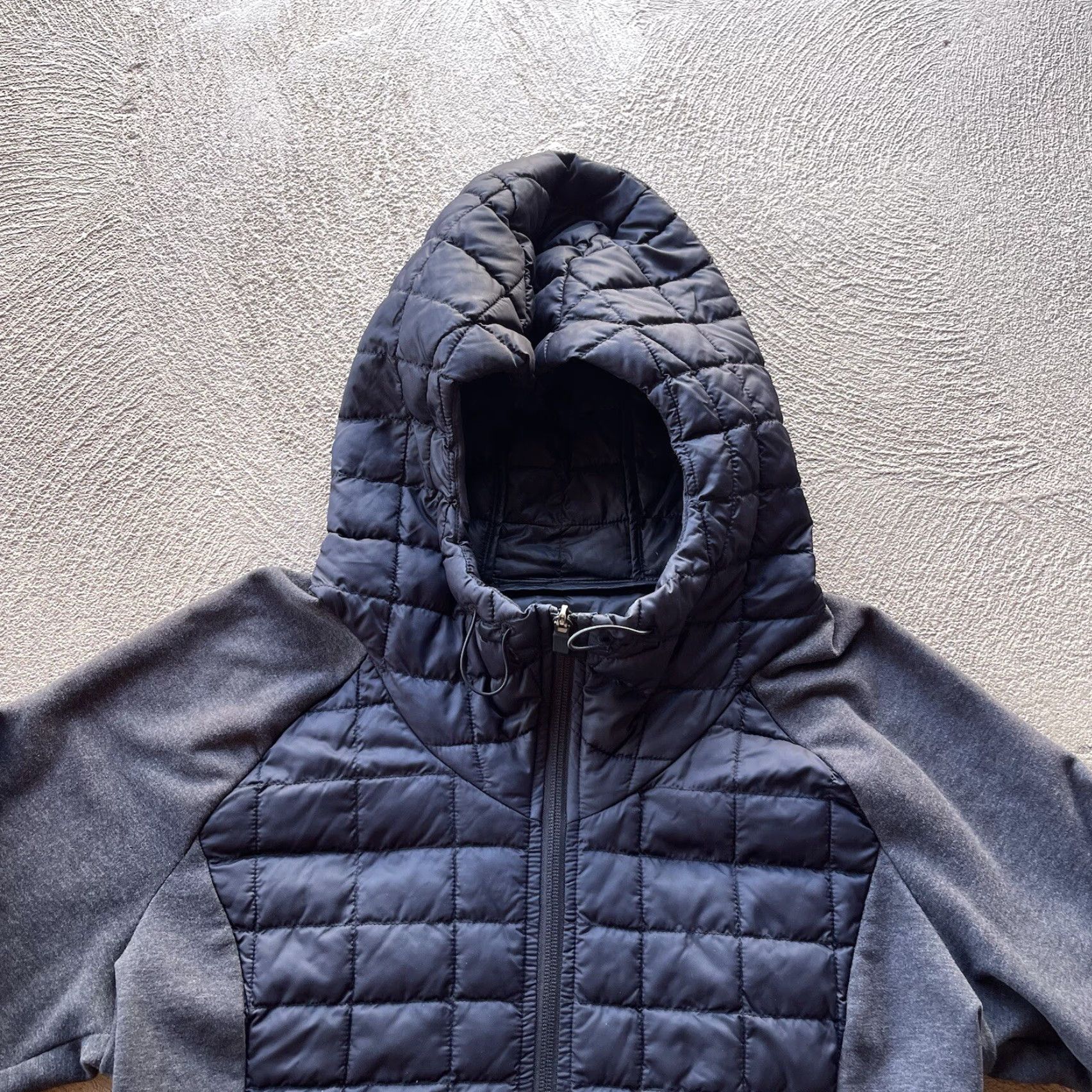The North Face The North Face Womens Jacket Medium Black Thermoball Puffer Zip Up Outdoor Hike Size M / US 6-8 / IT 42-44 - 2 Thumbnail