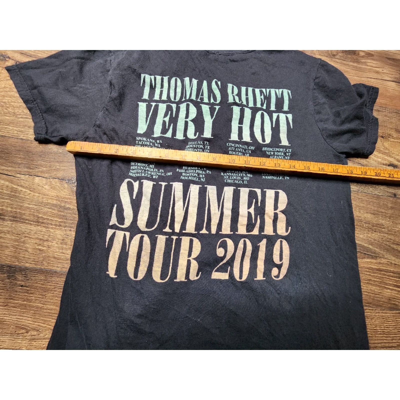 Doublet Thomas Rhett Very Hot Summer 2019 Tour Size M Concert T-Shirt Double Sided Size US M / EU 48-50 / 2 - 3 Thumbnail