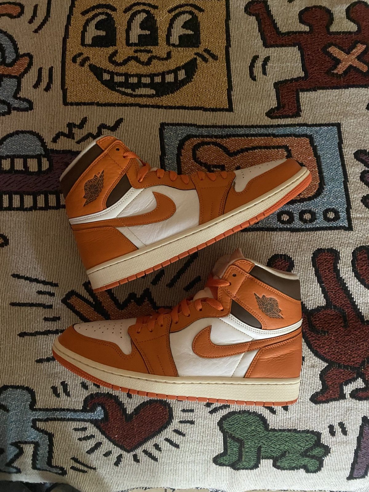 Nike Air jordan 1 high OG starfish Size US 10.5 / EU 43-44 - 2 Thumbnail