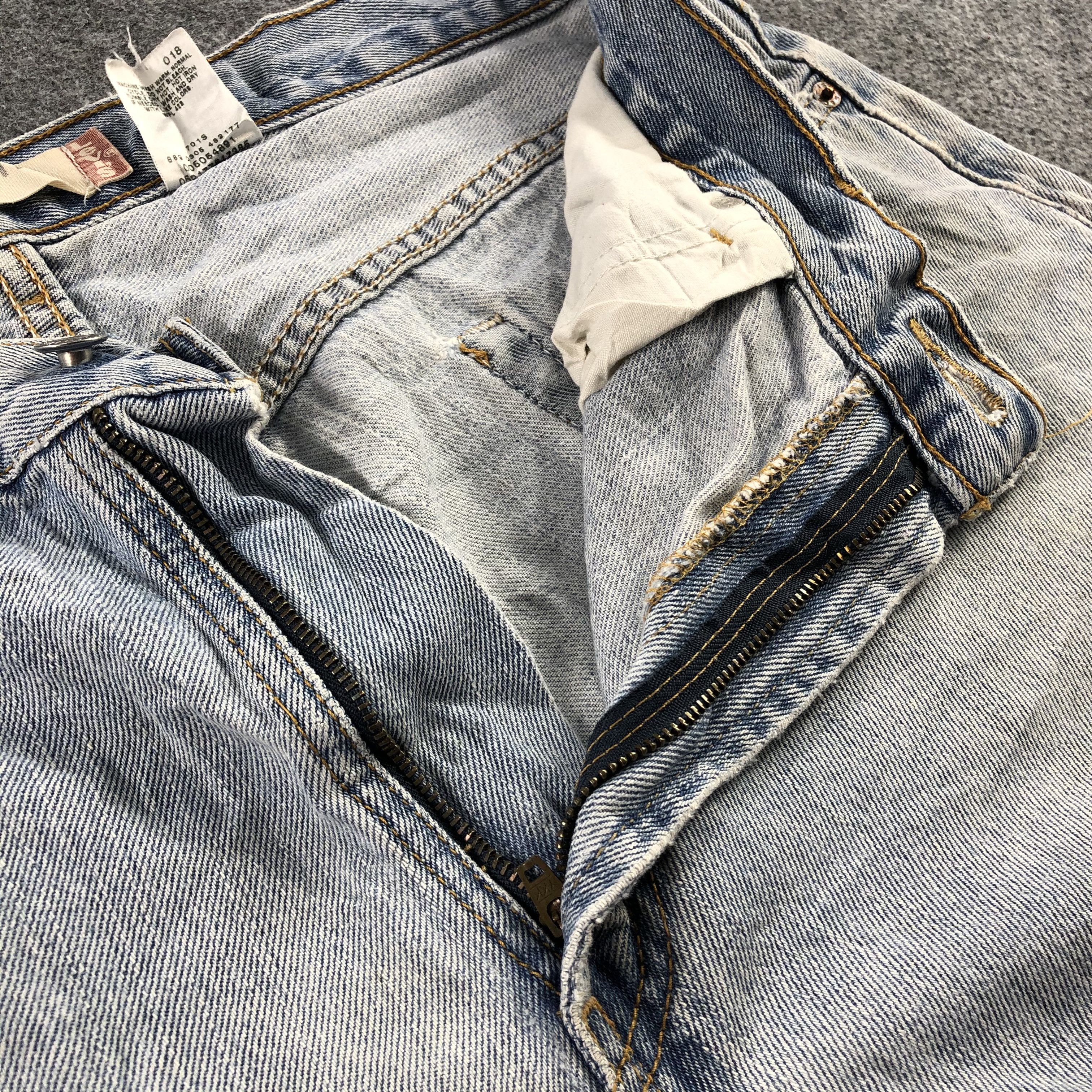Levi's Vintage Light Wash Levis 505 Jeans-J2438 Size US 36 / EU 52 - 12 Thumbnail