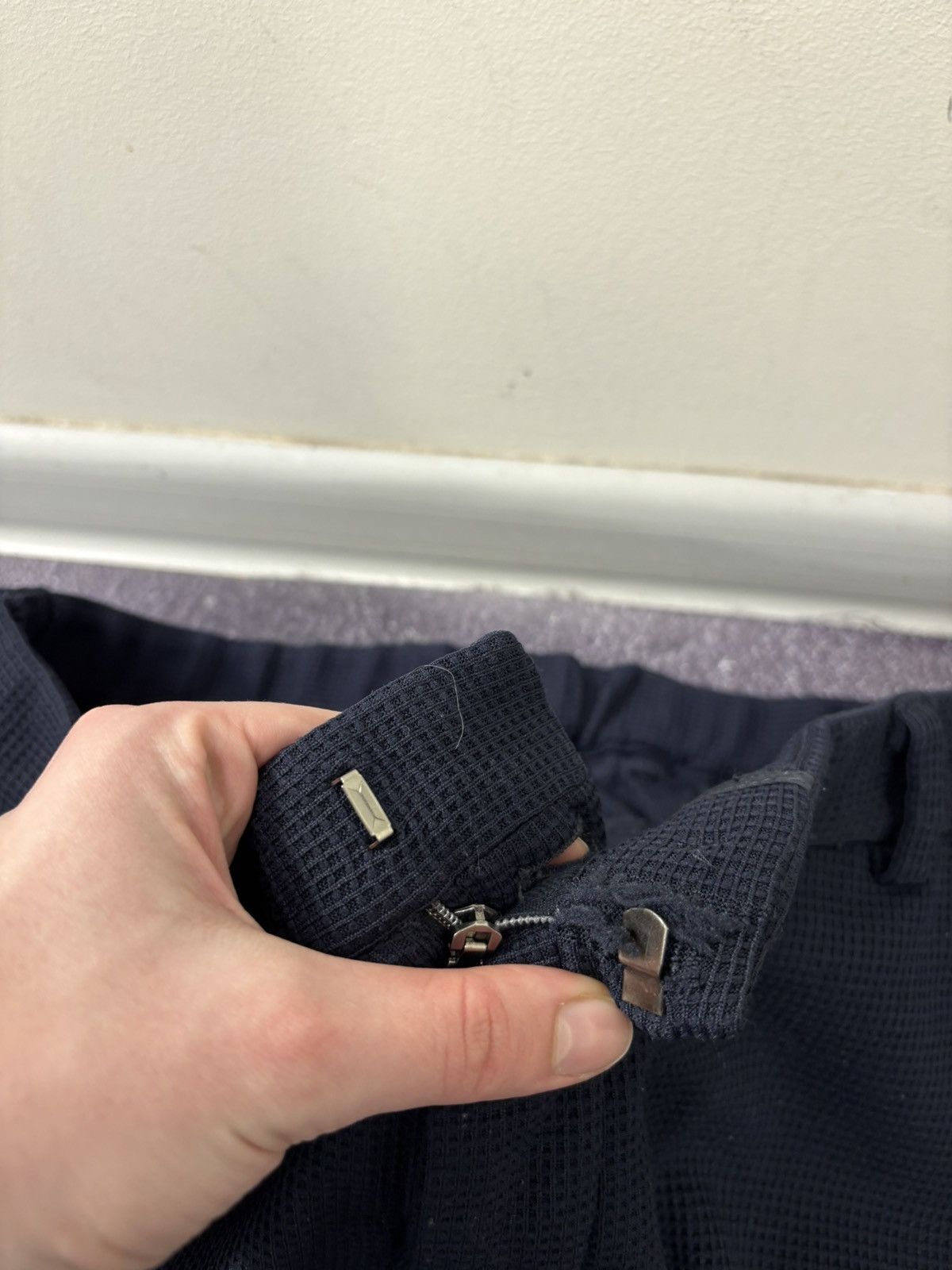 Emporio Armani Emporio Armani Men’s Textured Navy Blue Elastic Waist Pants Size US 36 / EU 52 - 8 Thumbnail