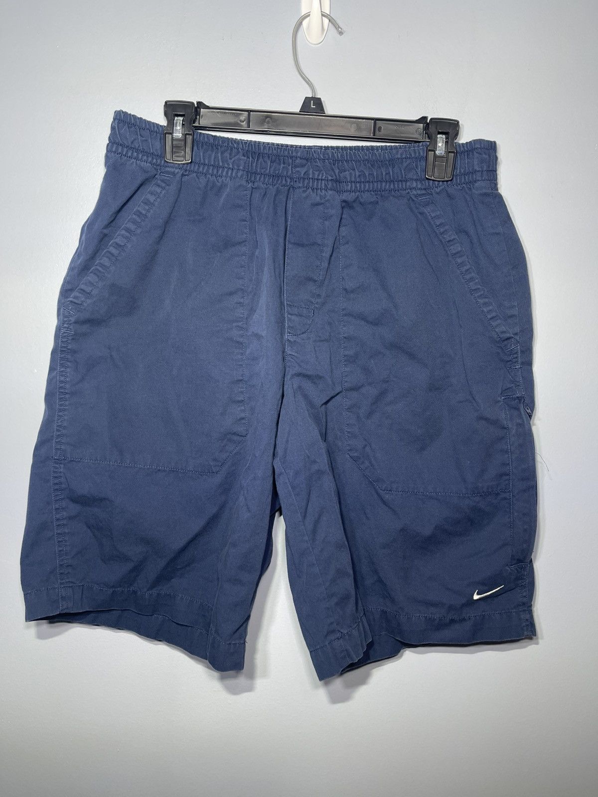 Nike VTG Nike Shorts Men’s Grey Tag Sz M Navy Zip Pocket Size US 28 / EU 44 - 2 Thumbnail