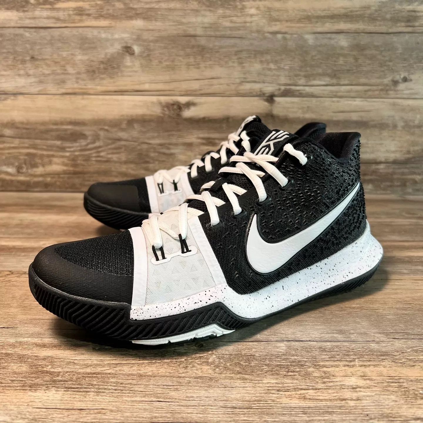 Nike Nike Kyrie 3 TB Oreo 42.5 98 New Size US 9 / EU 42 - 1 Thumbnail