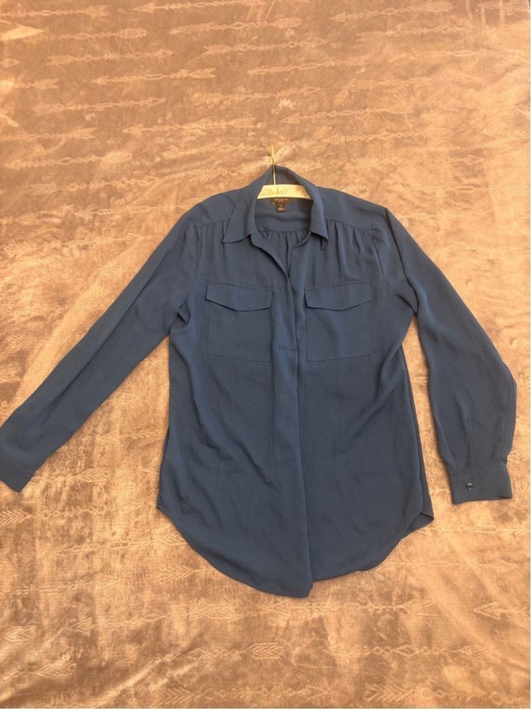 Ann Taylor Women's Ann Taylor Blouse Size SP Blue Size XS / US 0-2 / IT 36-38 - 1 Thumbnail