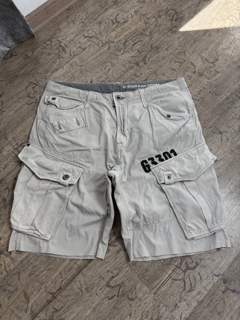 G-Star G-Star Cargo y2K Logo bermuda loose Shorts Size US 34 / EU 50 - 2 Thumbnail