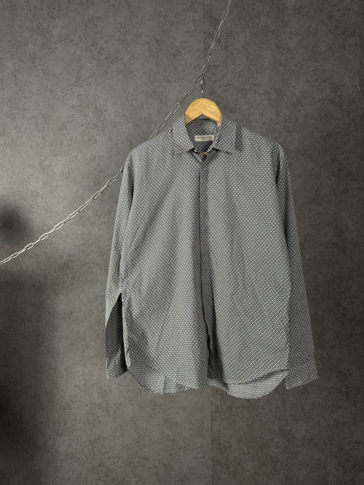 Burberry Burberry luxury designer shirt Size US M / EU 48-50 / 2 - 1 Thumbnail