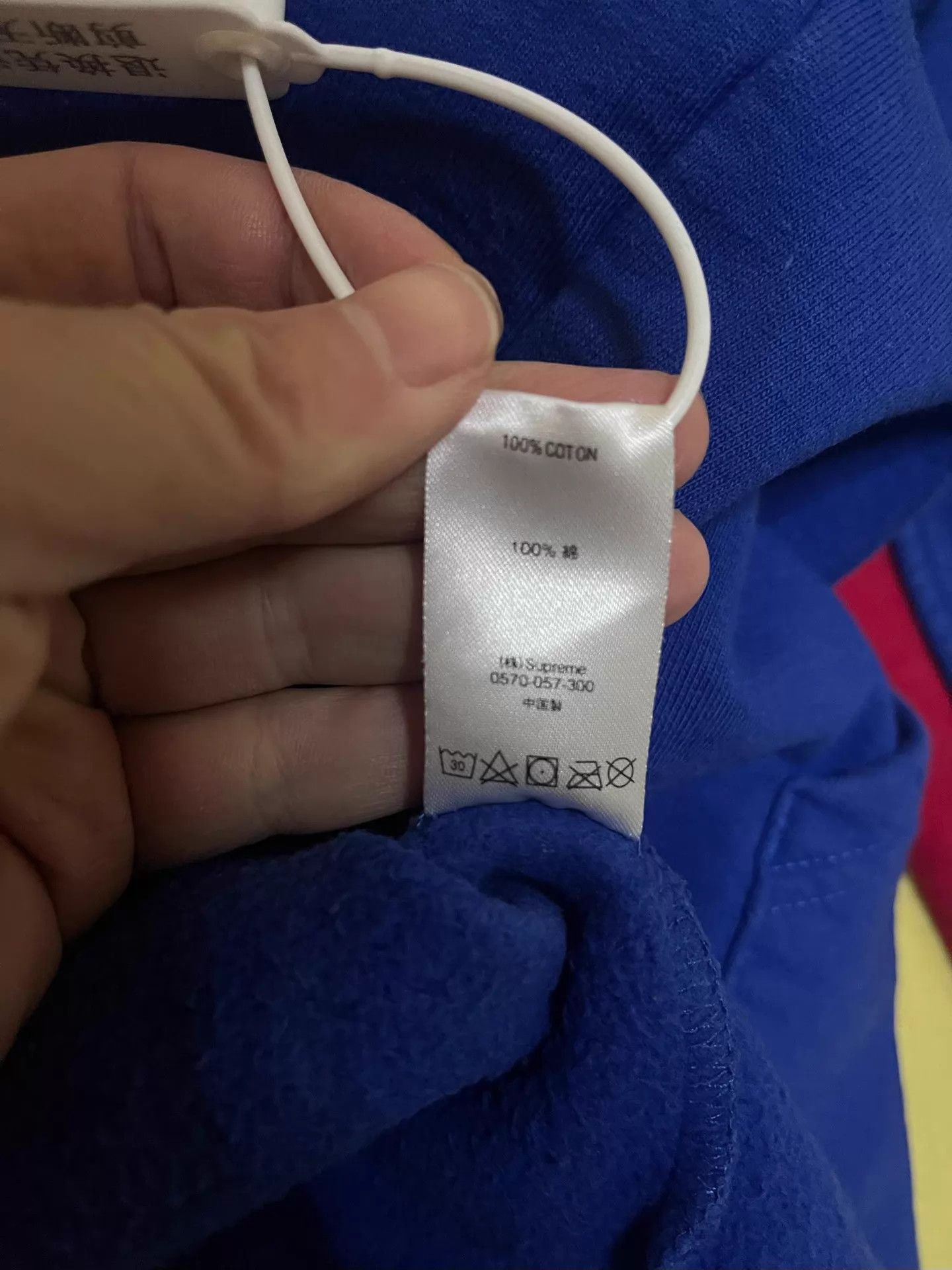 Supreme Supreme Red & Blue Color Block Hoodie L Logo Sleeve Badge Size US L / EU 52-54 / 3 - 5 Thumbnail