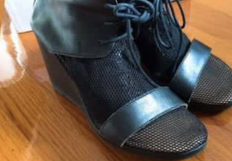 Maison Margiela MM6 Maison Martin Margiela mesh wedge heels boots and shoes Size US 9 / IT 39 - 4 Thumbnail
