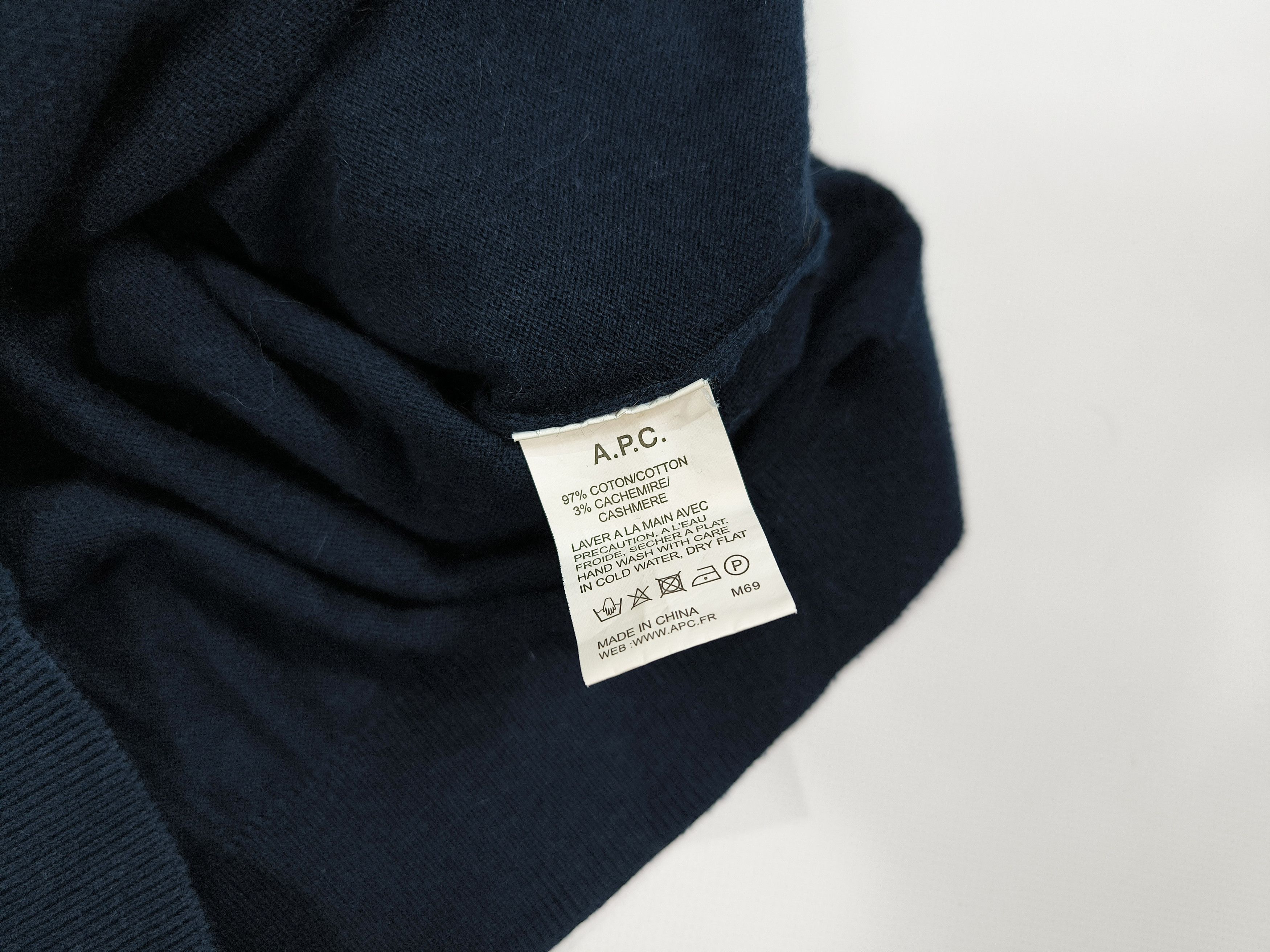 A.P.C. A.P.C. Paris Cotton Cashmere Navy Pullover Sweater Size S Size US S / EU 44-46 / 1 - 6 Thumbnail