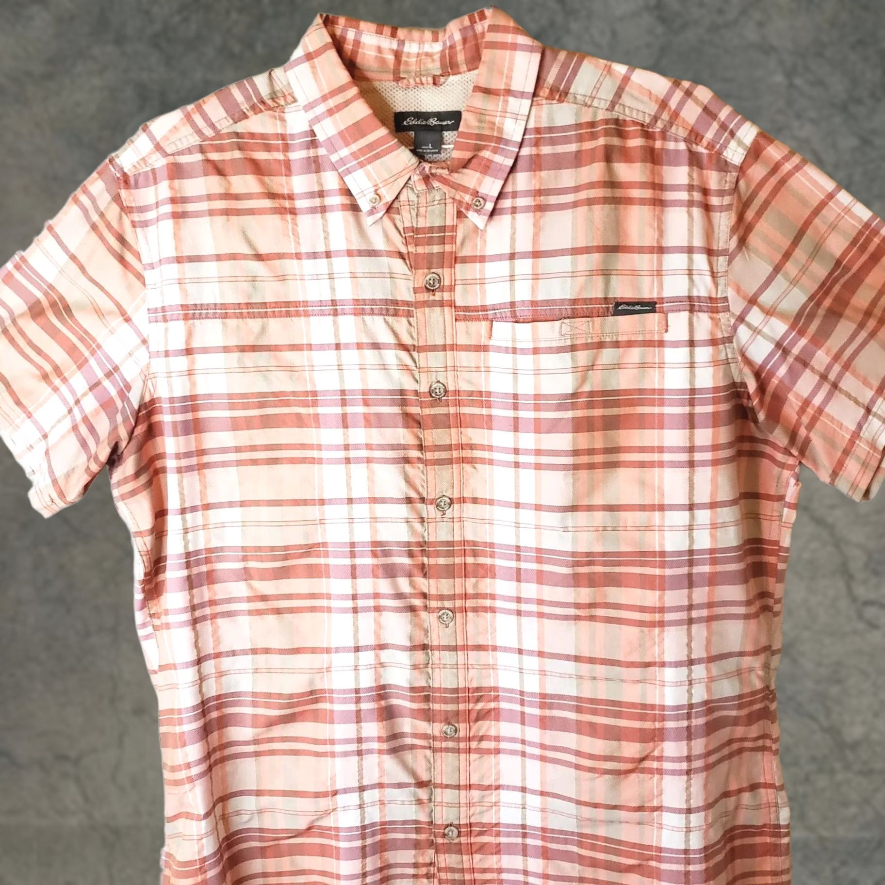 Eddie Bauer EDDIE BAUER Casual Shirt Button-Up Short Sleeve Plaid Peach White Nylon Polyester Microfiber 50 in Chest L Regular Men’s New without Tags Size US L / EU 52-54 / 3 - 1 Thumbnail