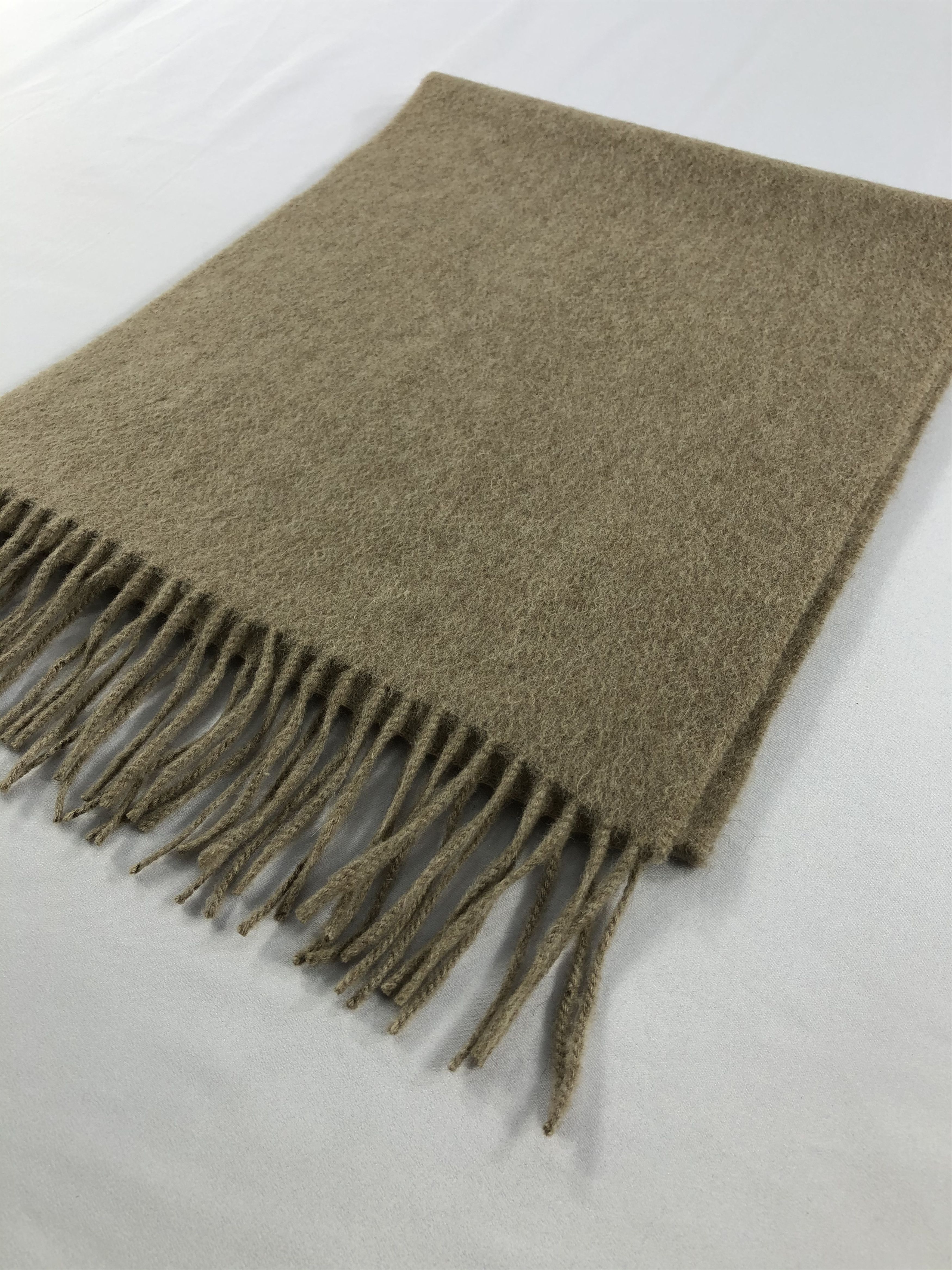 Guy Laroche Vintage Guy Laroche Scarf/Muffler/Neckwear MF1752 Size ONE SIZE - 3 Thumbnail