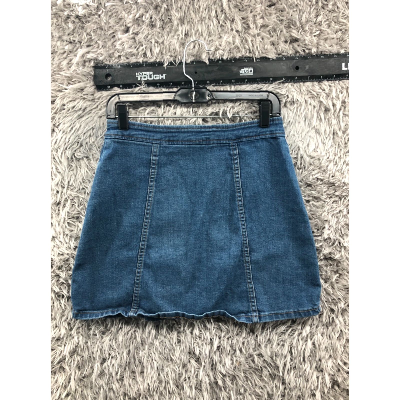 Vintage Alya A-Line Skirt Womens Size S Midi Front Button Blue Denim Slit Logo Solid Midi Length Casual Party/Cocktail City Womens Size 28" / US 6 / IT 42 - 5 Thumbnail