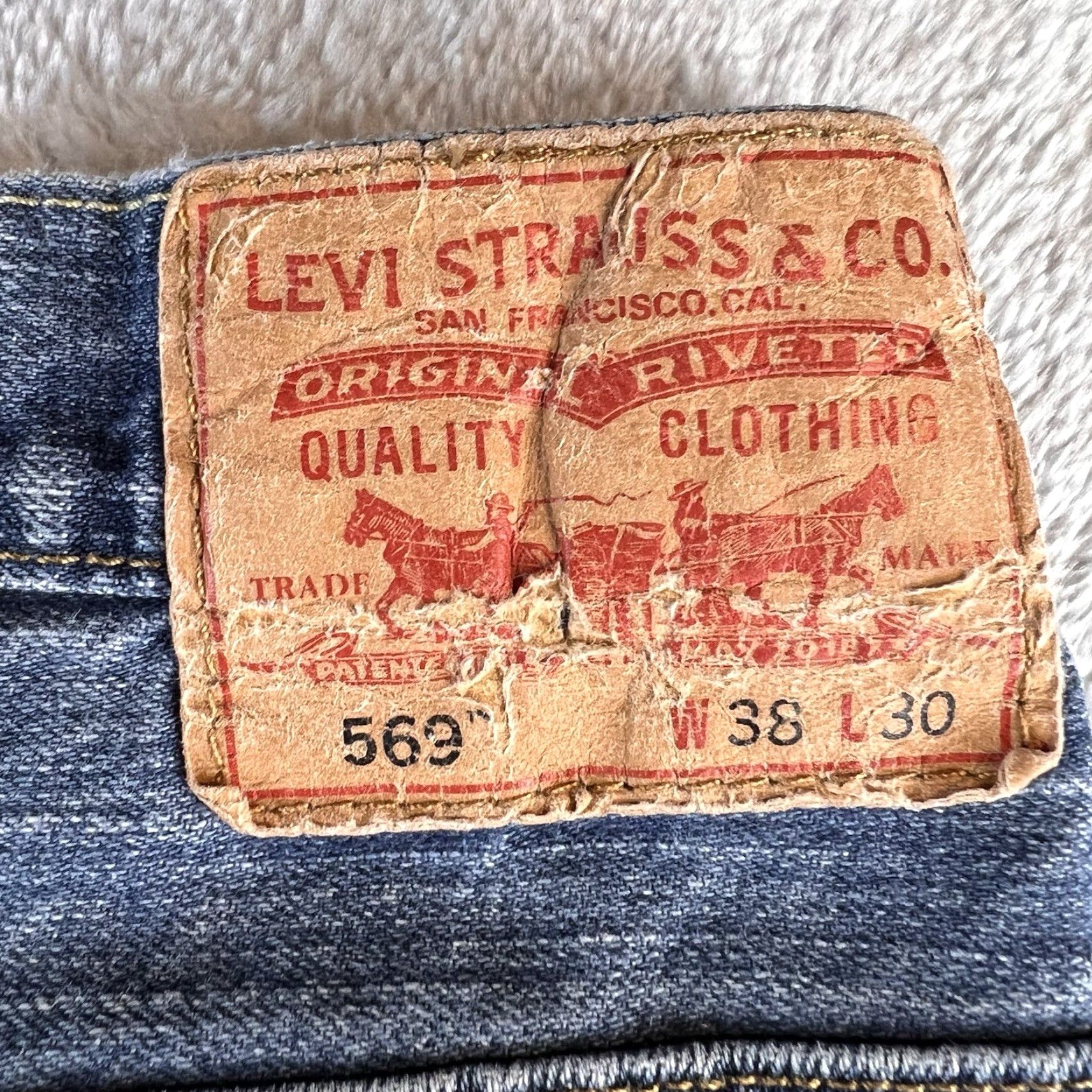 Levi's Levi's 569 Jeans Mens 38x30 Blue Denim Relaxed Straight Work Casual Belt Loops 5-Pocket Typography: Levi's 569 500 Series USA Classic Size US 38 / EU 54 - 6 Thumbnail
