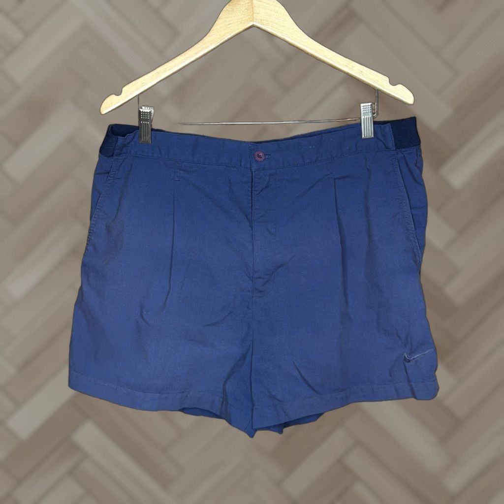 Nike VINTAGE Nike Shorts Cotton Navy Blue 36 L 100% Cotton Relaxed 90s Outdoor Mens Size US 33 - 1 Thumbnail
