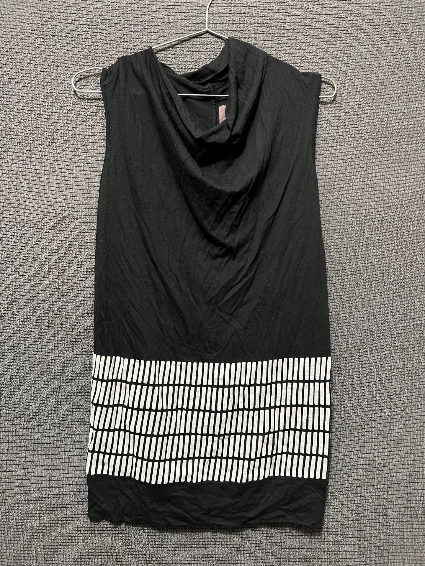 Rick Owens Rick Owens 14SS Fitted Women's Vest Size S / US 4 / IT 40 - 1 Thumbnail