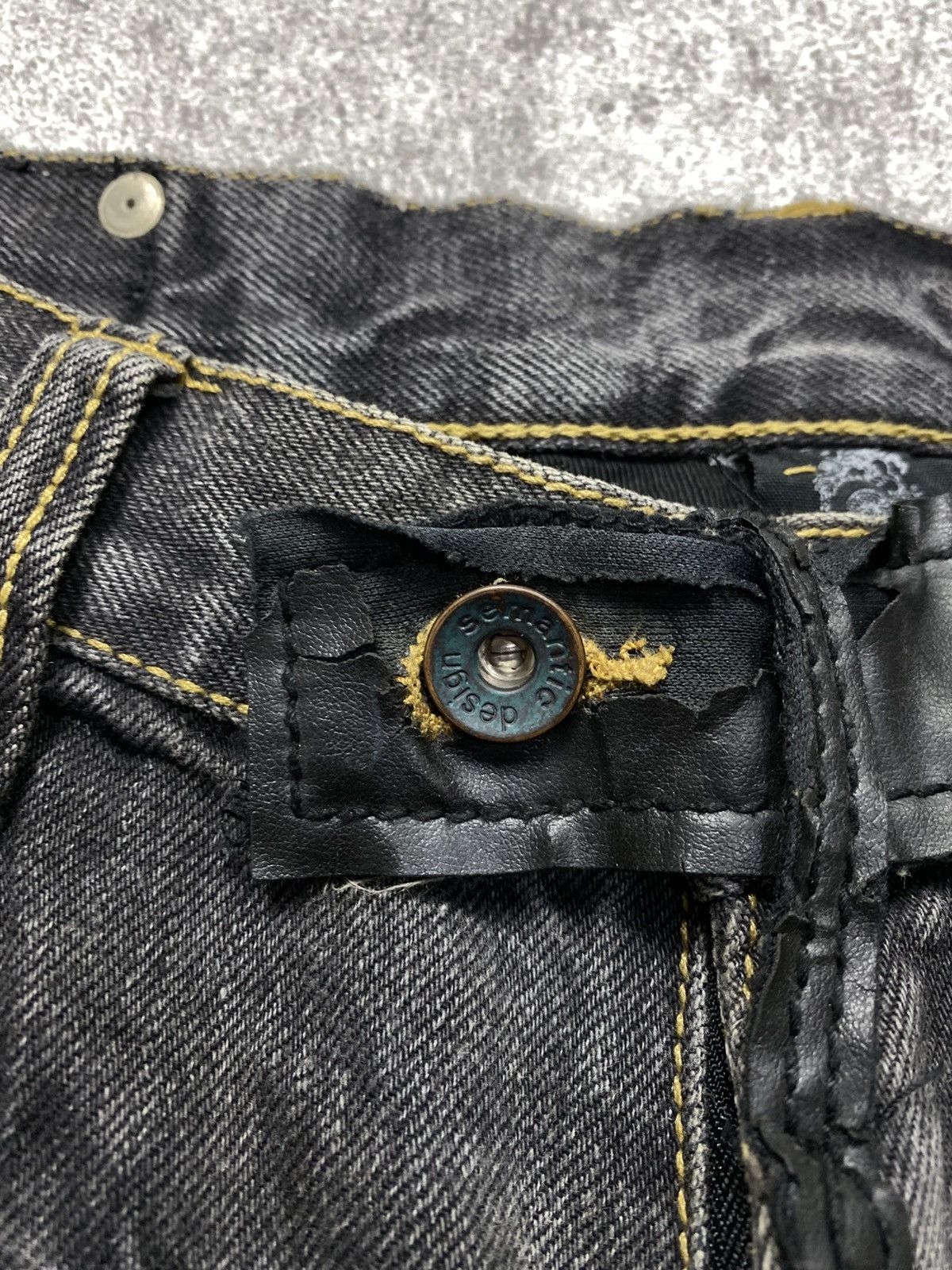 semanticdesign 2000s Semantic design raw distressed wash flare jean Size US 30 / EU 46 - 4 Thumbnail